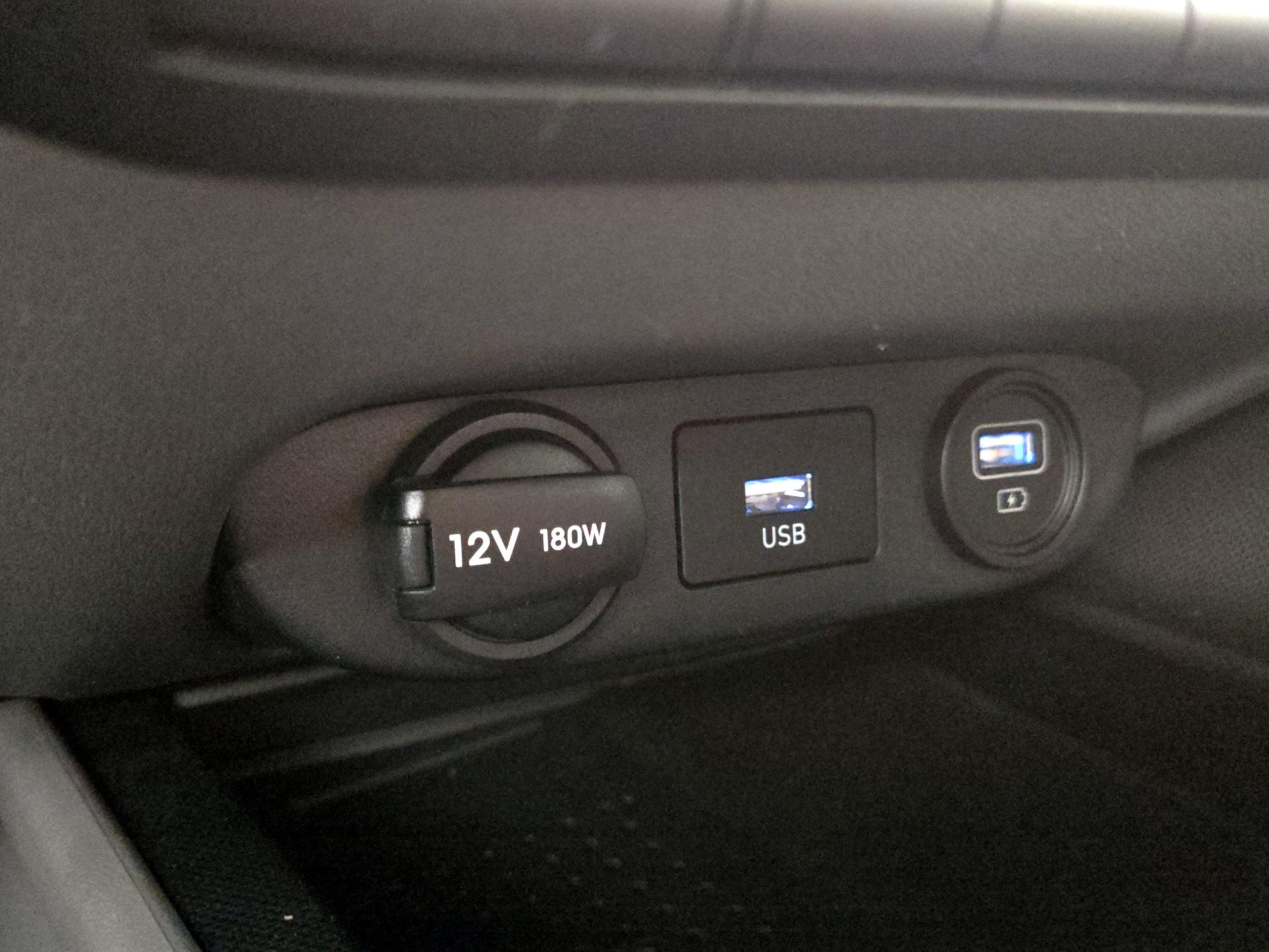 Thumbnail: 2023 Hyundai Elantra - 19