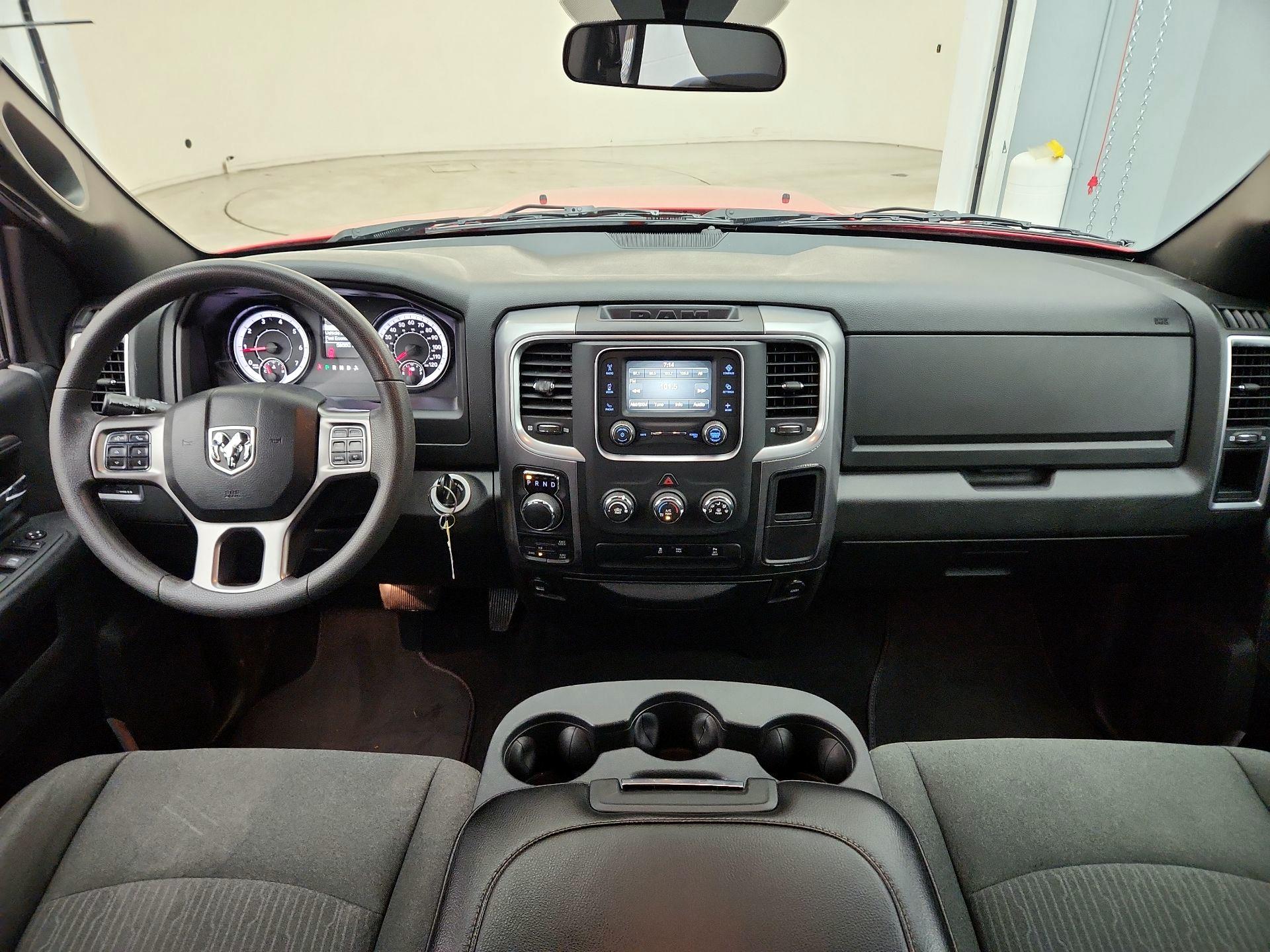 Thumbnail: 2024 RAM 1500 Classic - 9