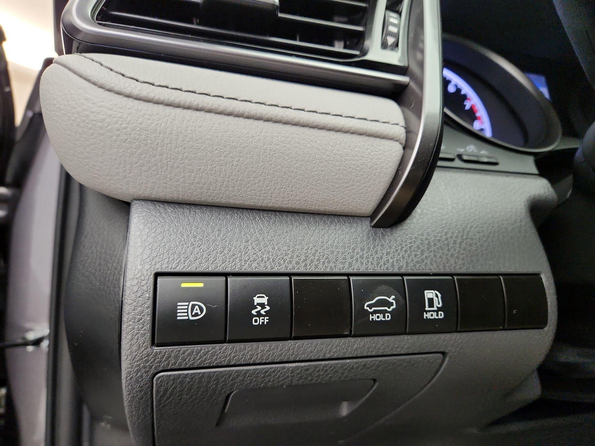 Thumbnail: 2024 Toyota Camry - 13