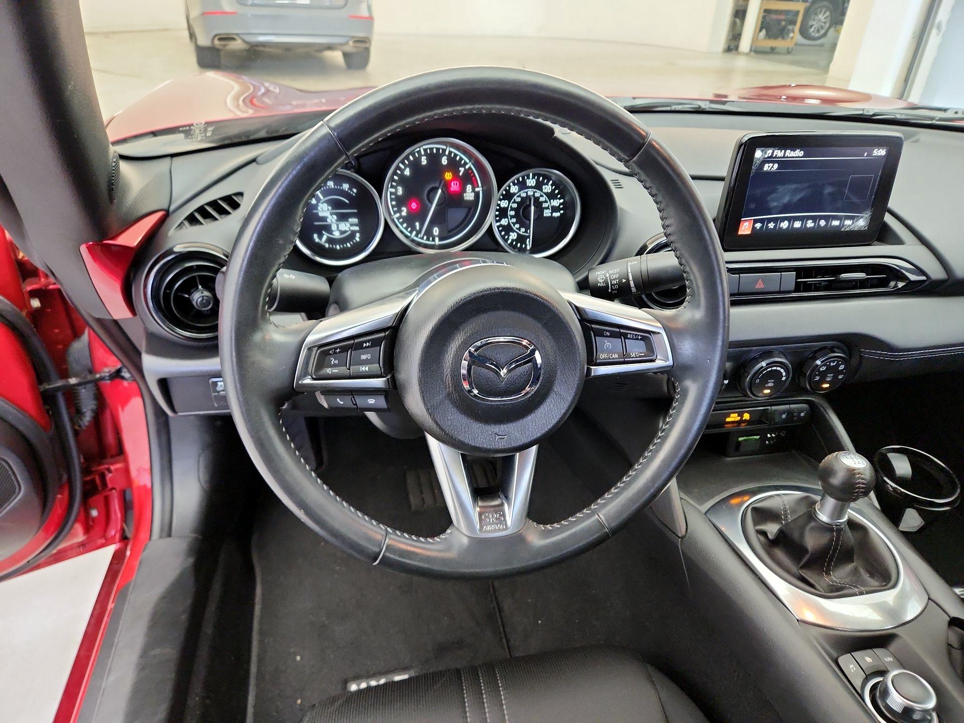 Thumbnail: 2020 Mazda MX-5 Miata - 10