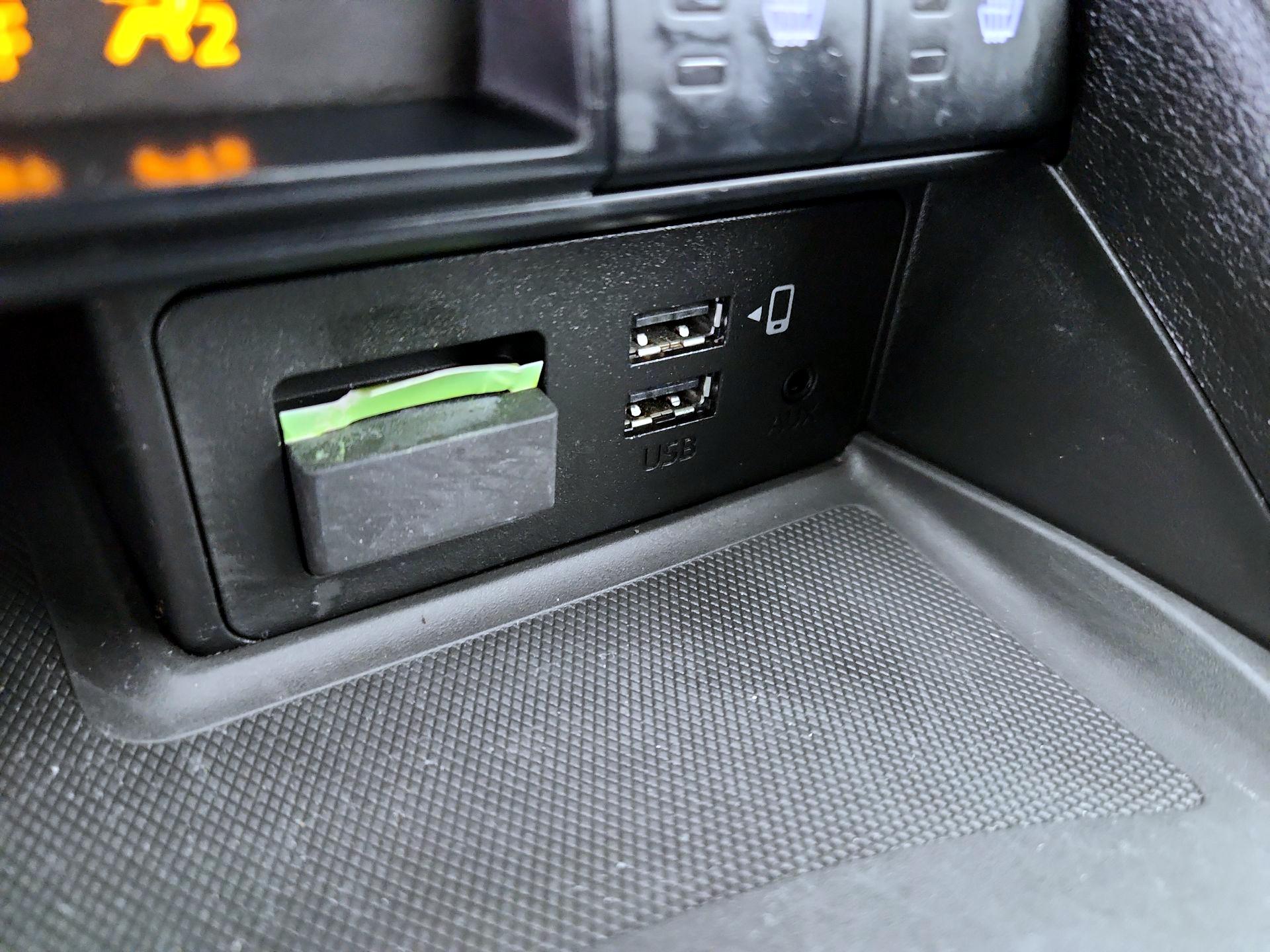 Thumbnail: 2020 Mazda MX-5 Miata - 18