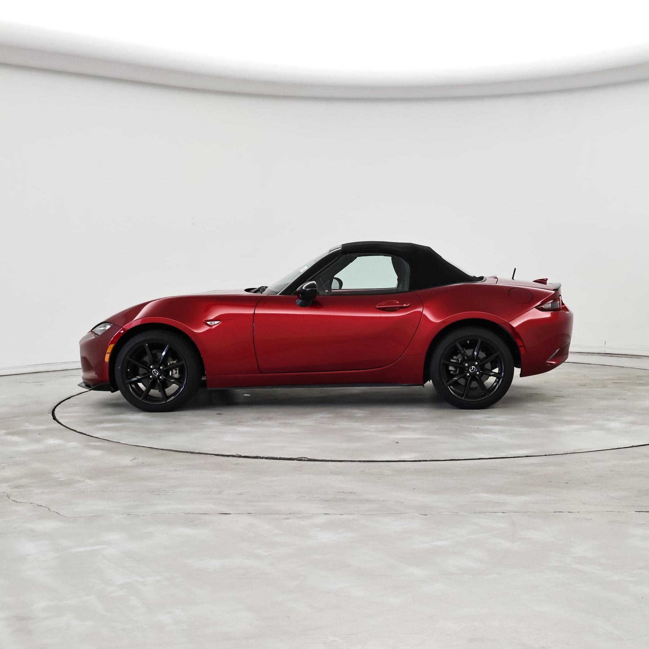 Thumbnail: 2020 Mazda MX-5 Miata - 3