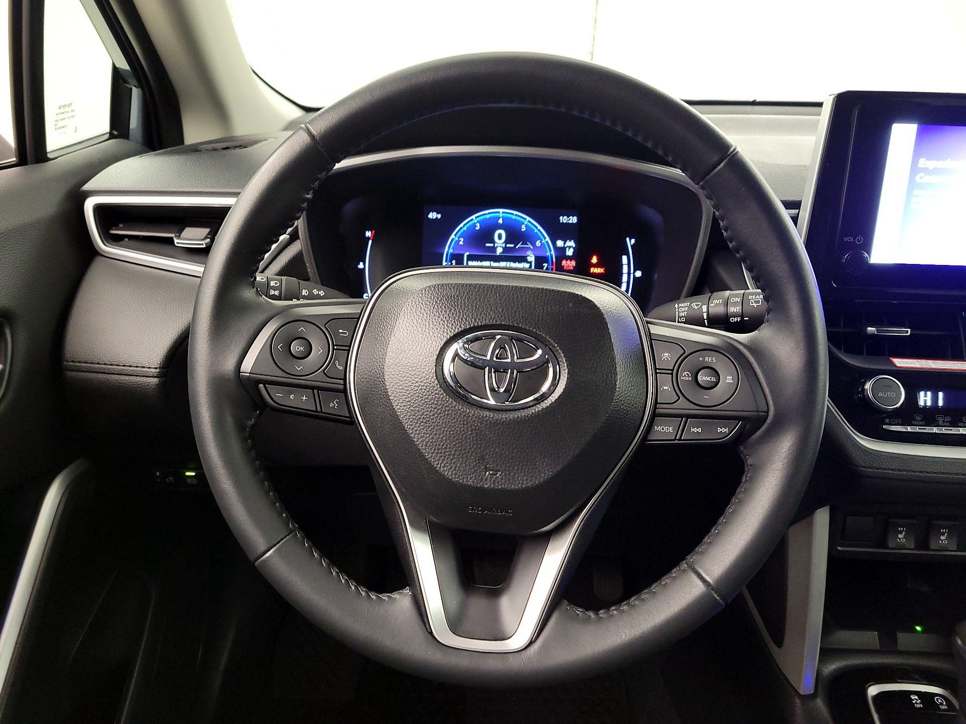 Thumbnail: 2025 Toyota Corolla Cross - 10