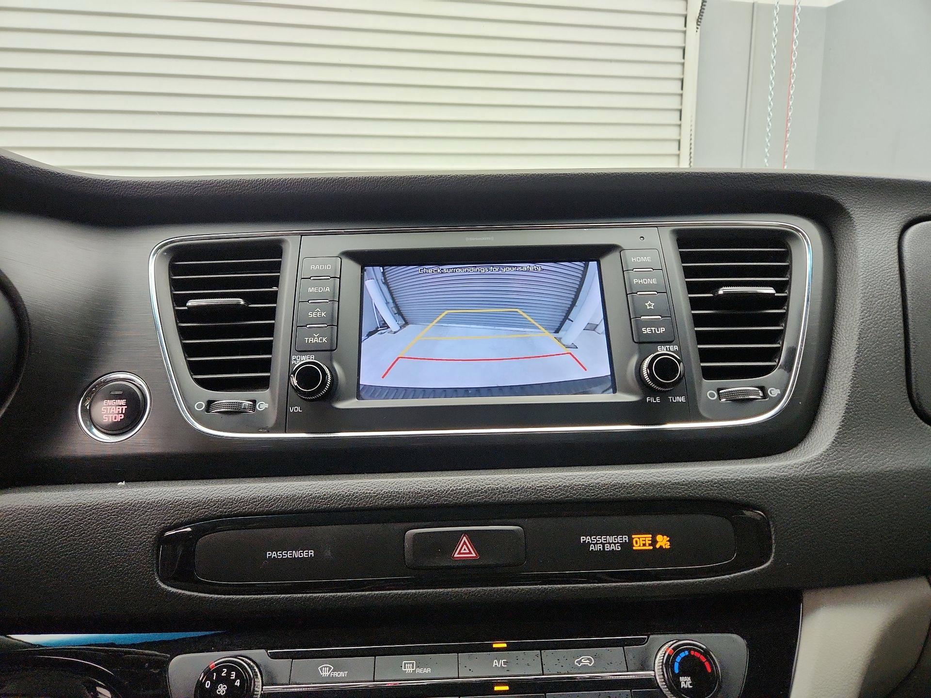 Thumbnail: 2019 Kia Sedona - 14