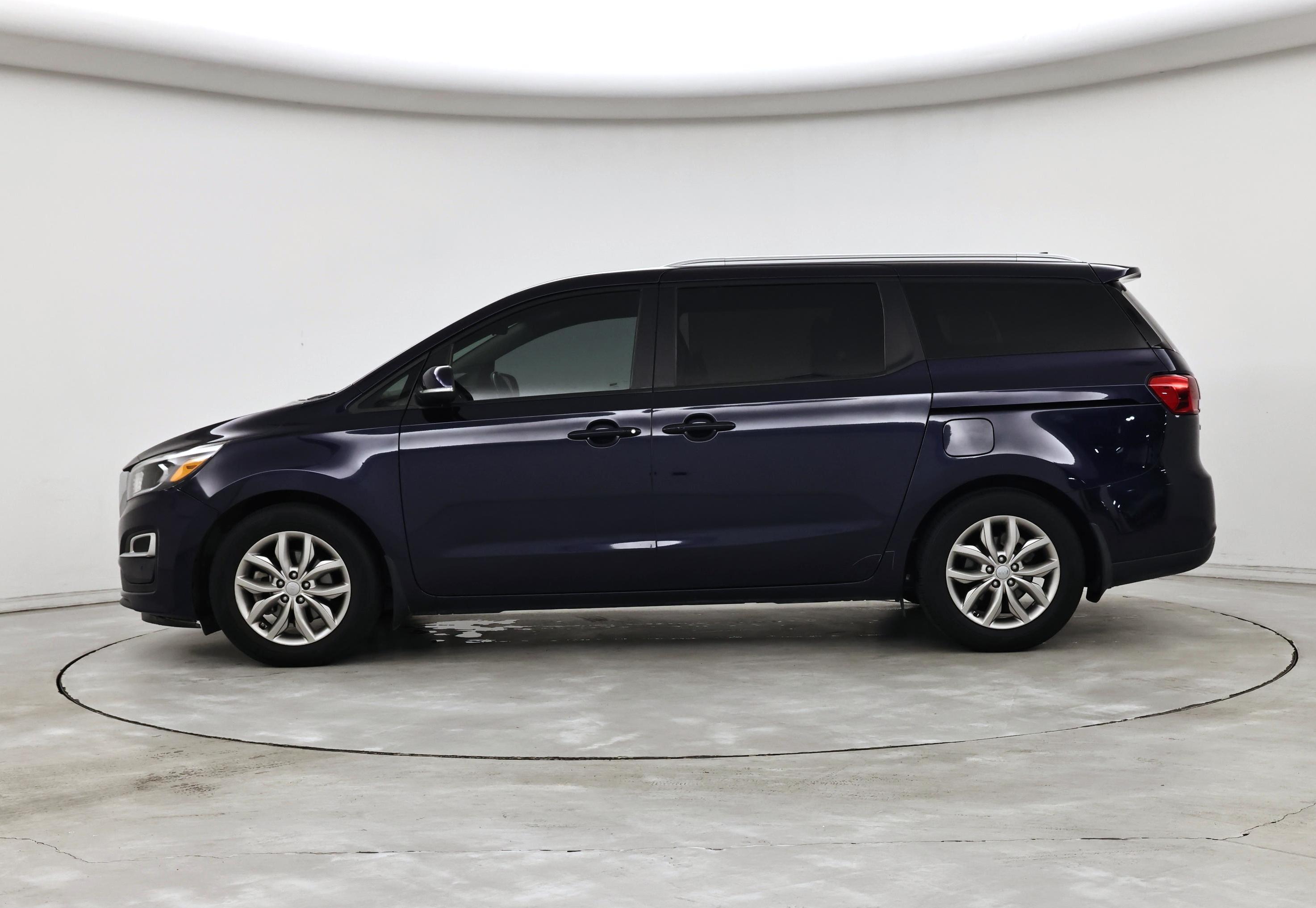 Thumbnail: 2019 Kia Sedona - 3