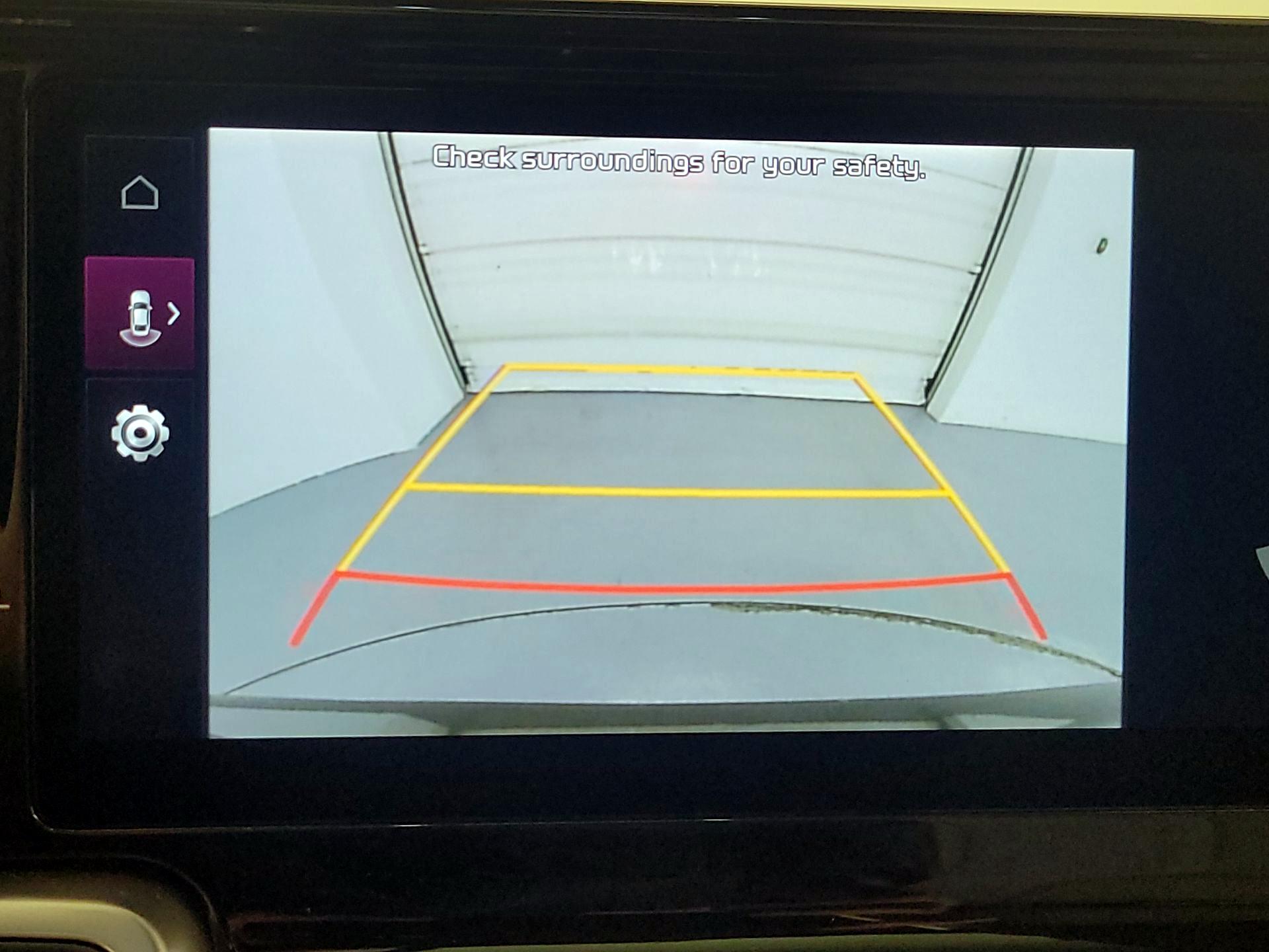 Thumbnail: 2023 Kia Sorento - 15