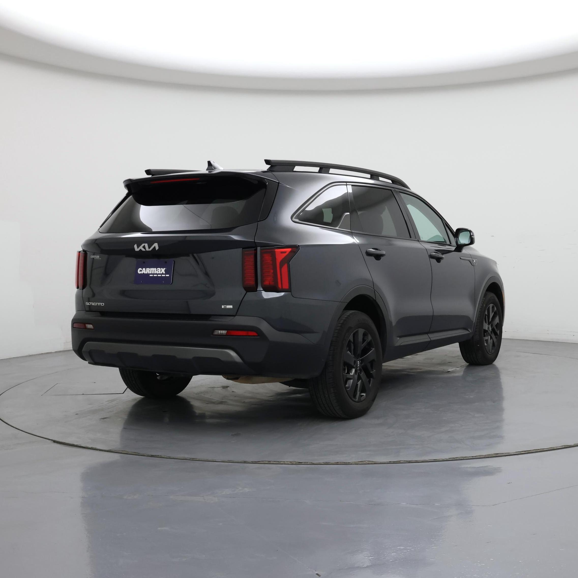 Thumbnail: 2023 Kia Sorento - 8