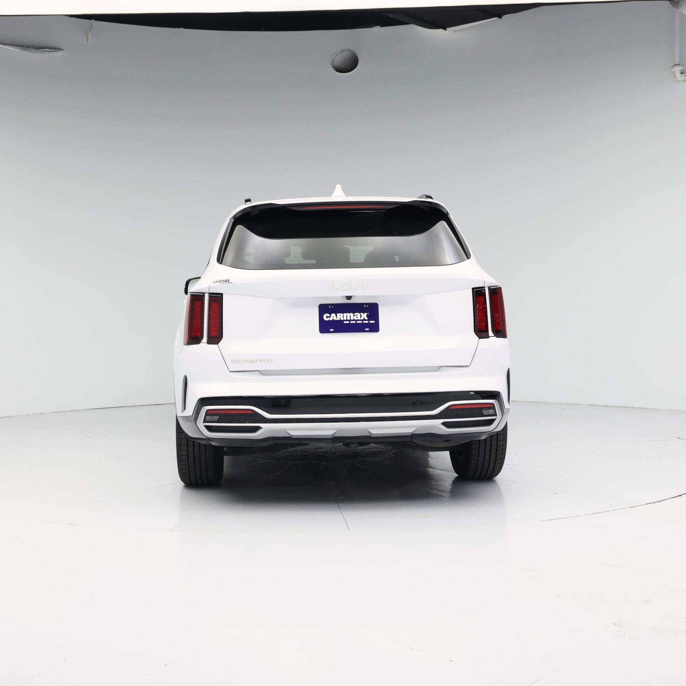 Thumbnail: 2023 Kia Sorento - 6