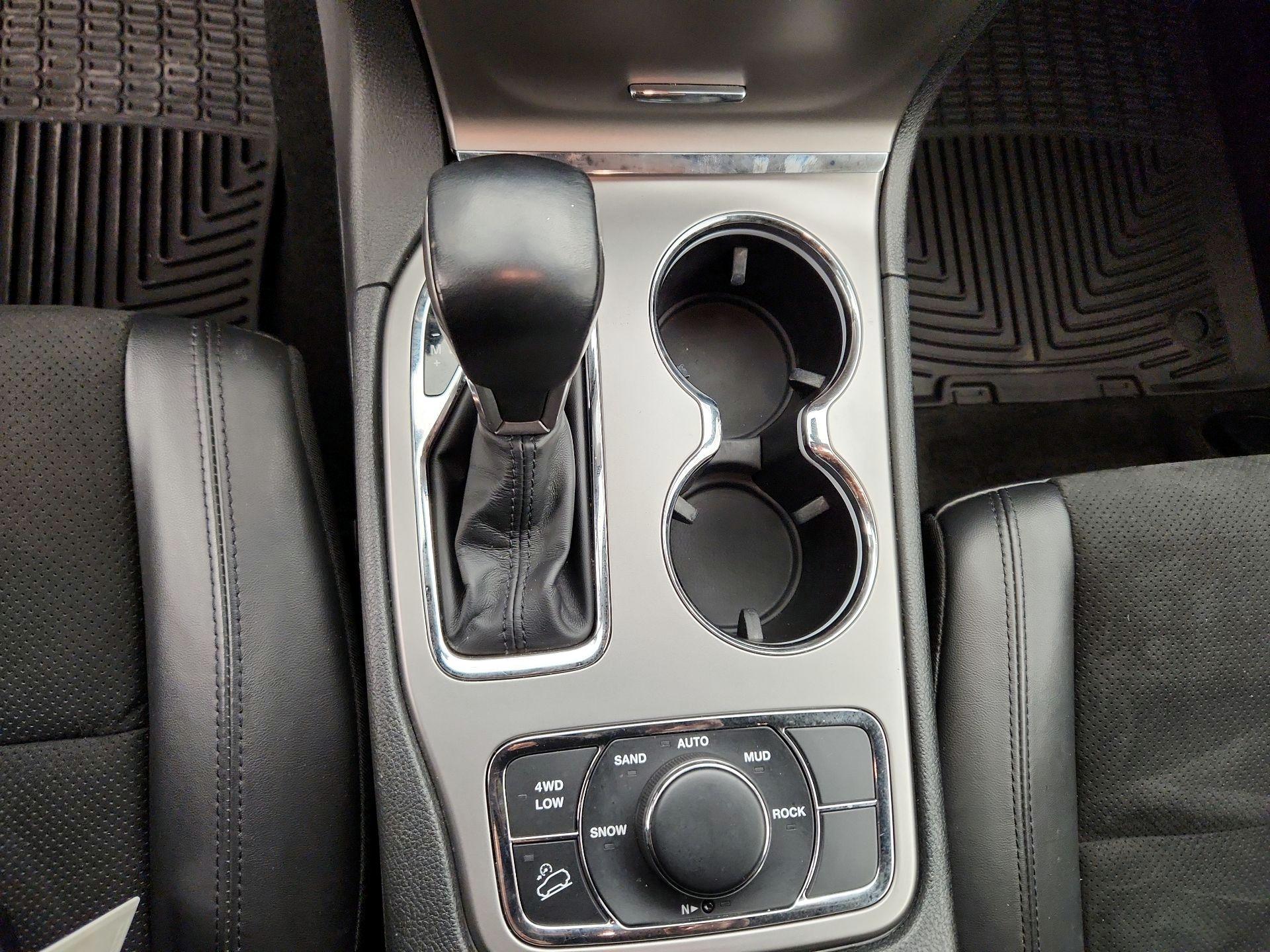 Thumbnail: 2022 Jeep Grand Cherokee - 18