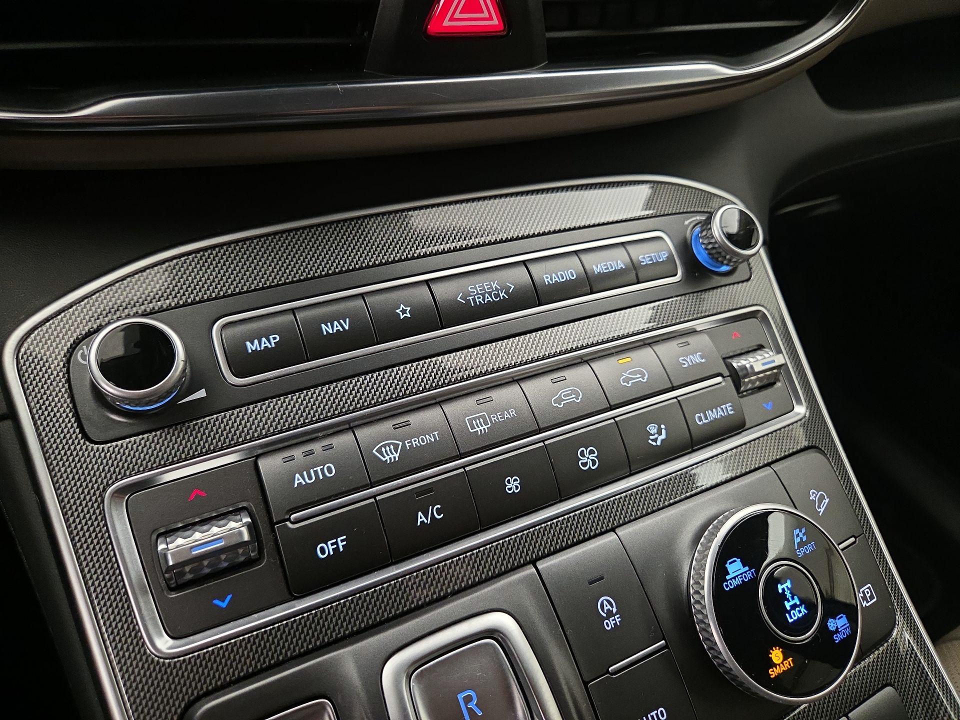 Thumbnail: 2023 Hyundai Santa Fe - 17