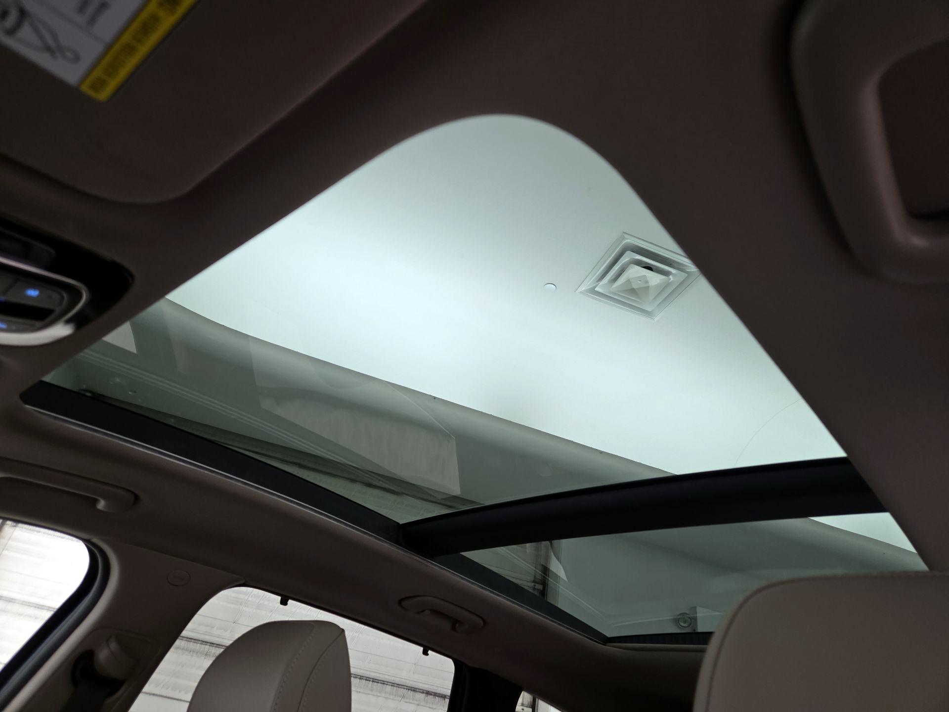 Thumbnail: 2023 Hyundai Santa Fe - 20