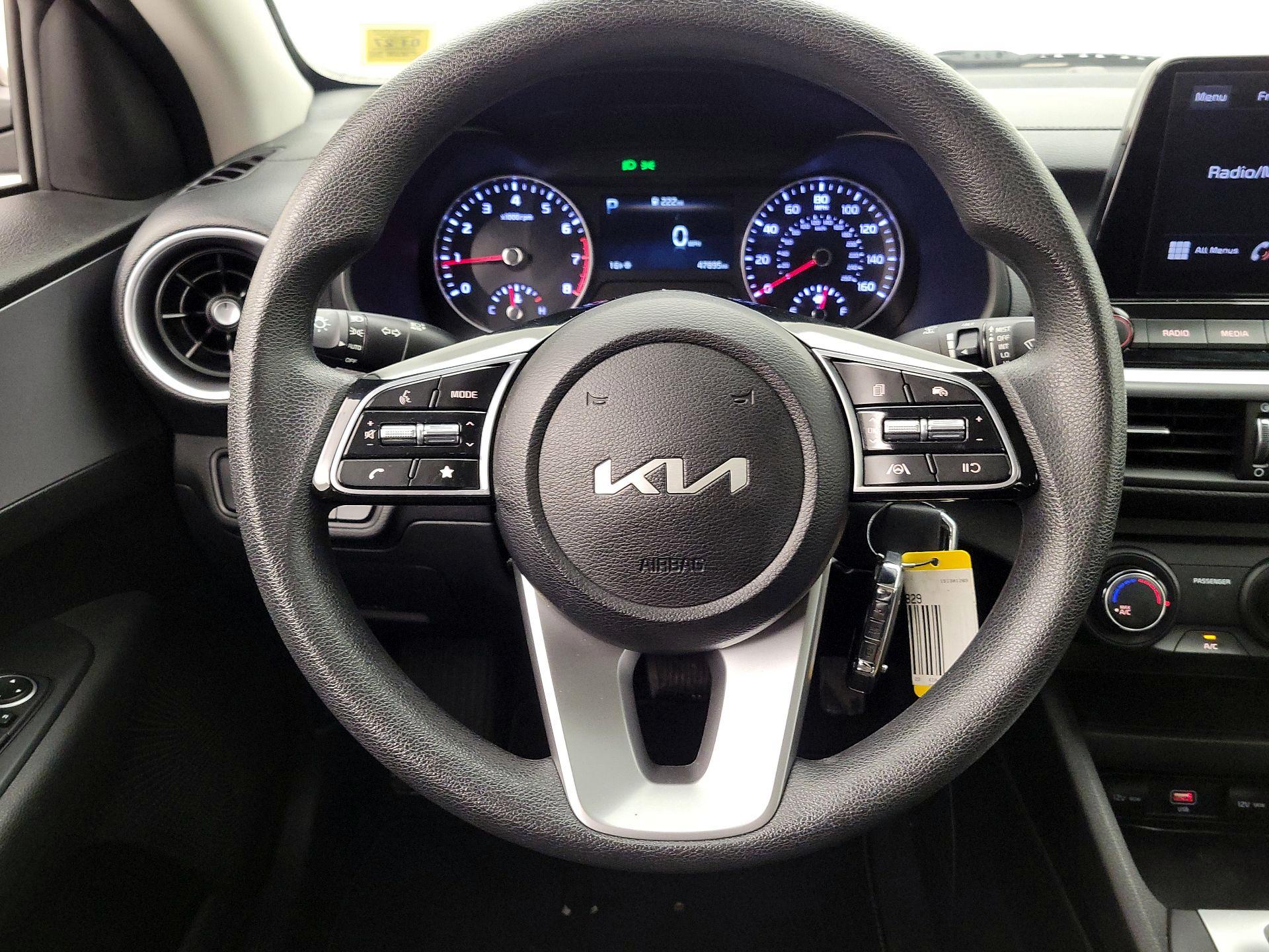 Thumbnail: 2023 Kia Forte - 10