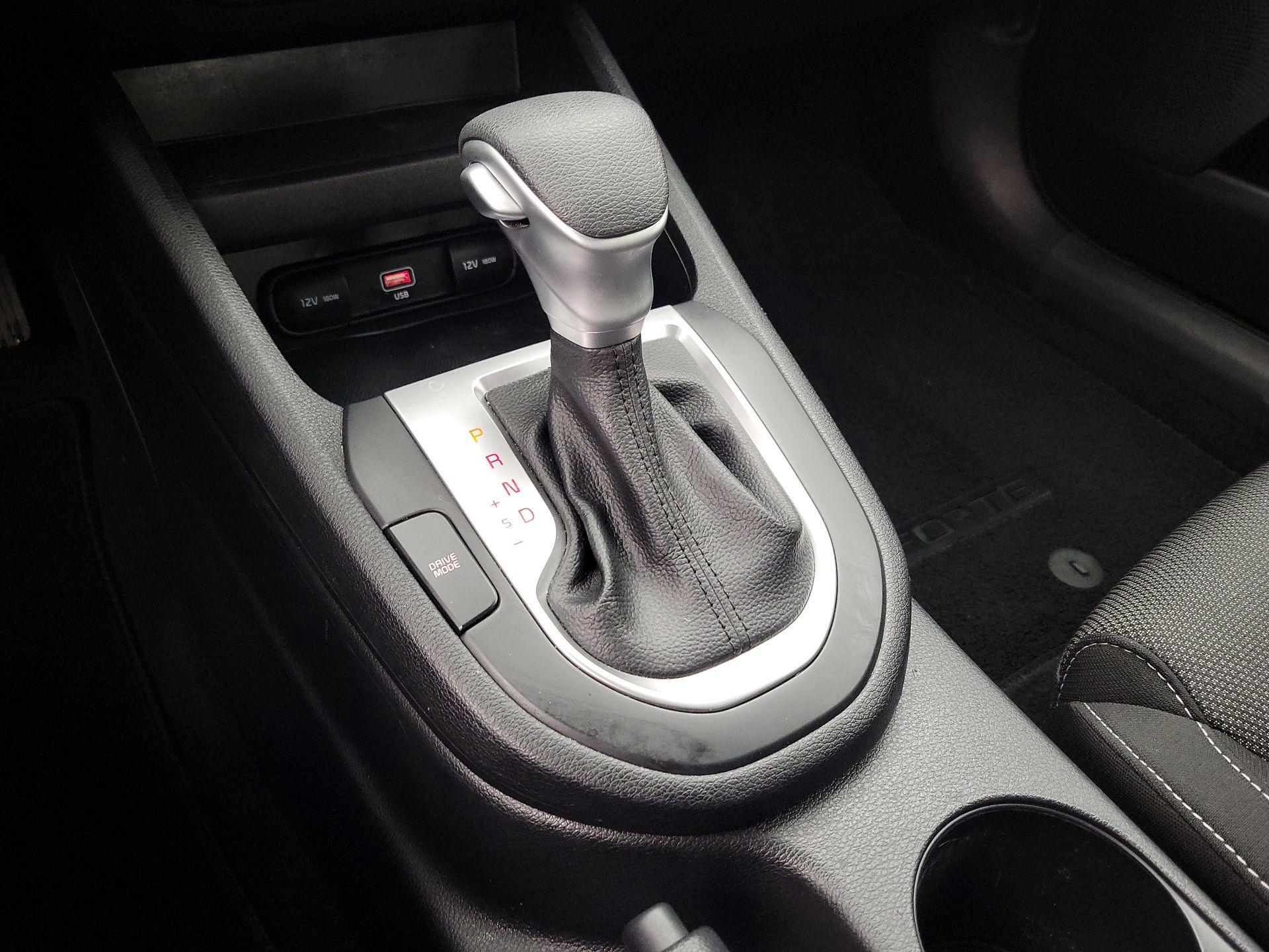 Thumbnail: 2023 Kia Forte - 17