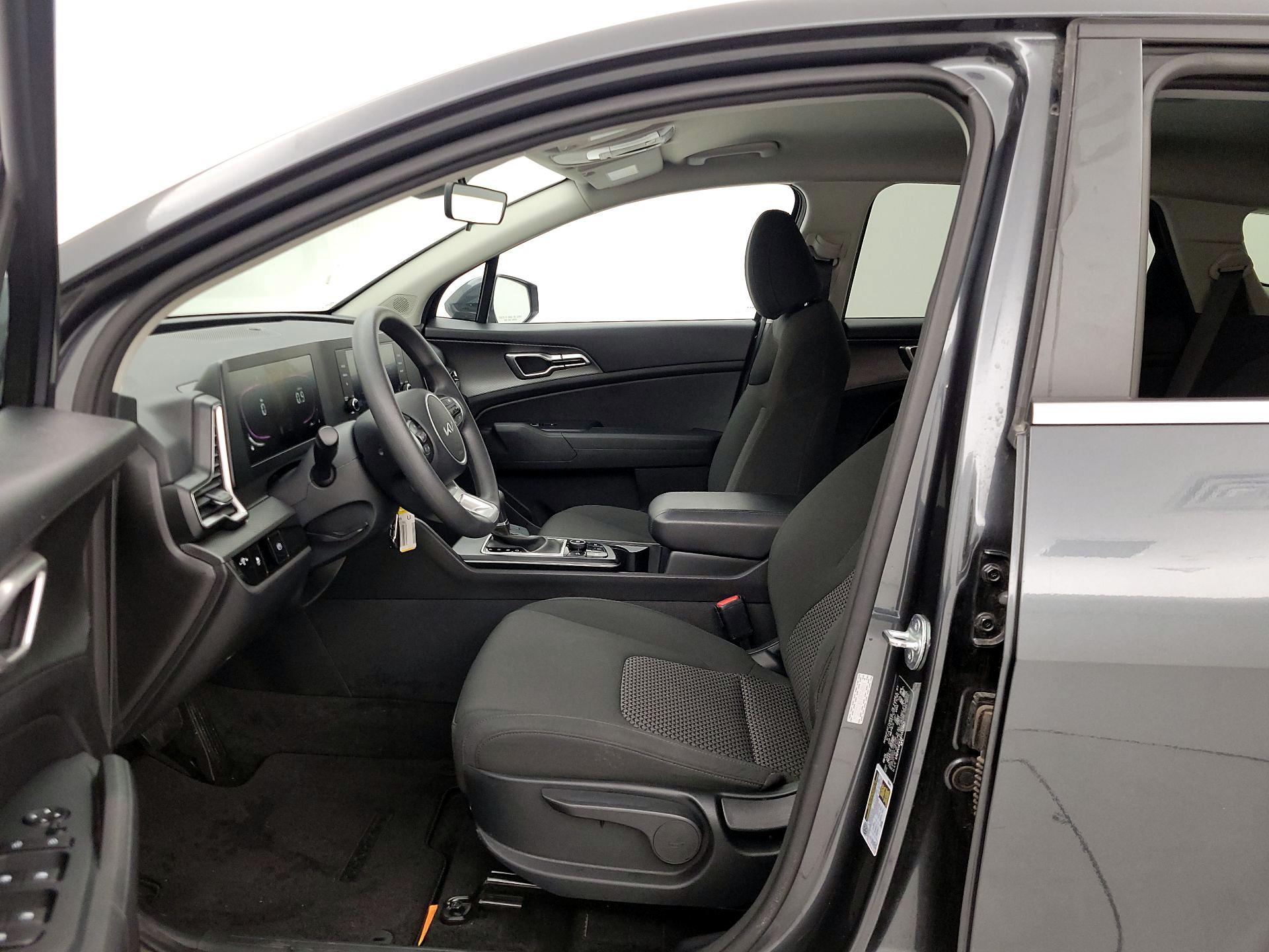 Thumbnail: 2024 Kia Sportage - 11