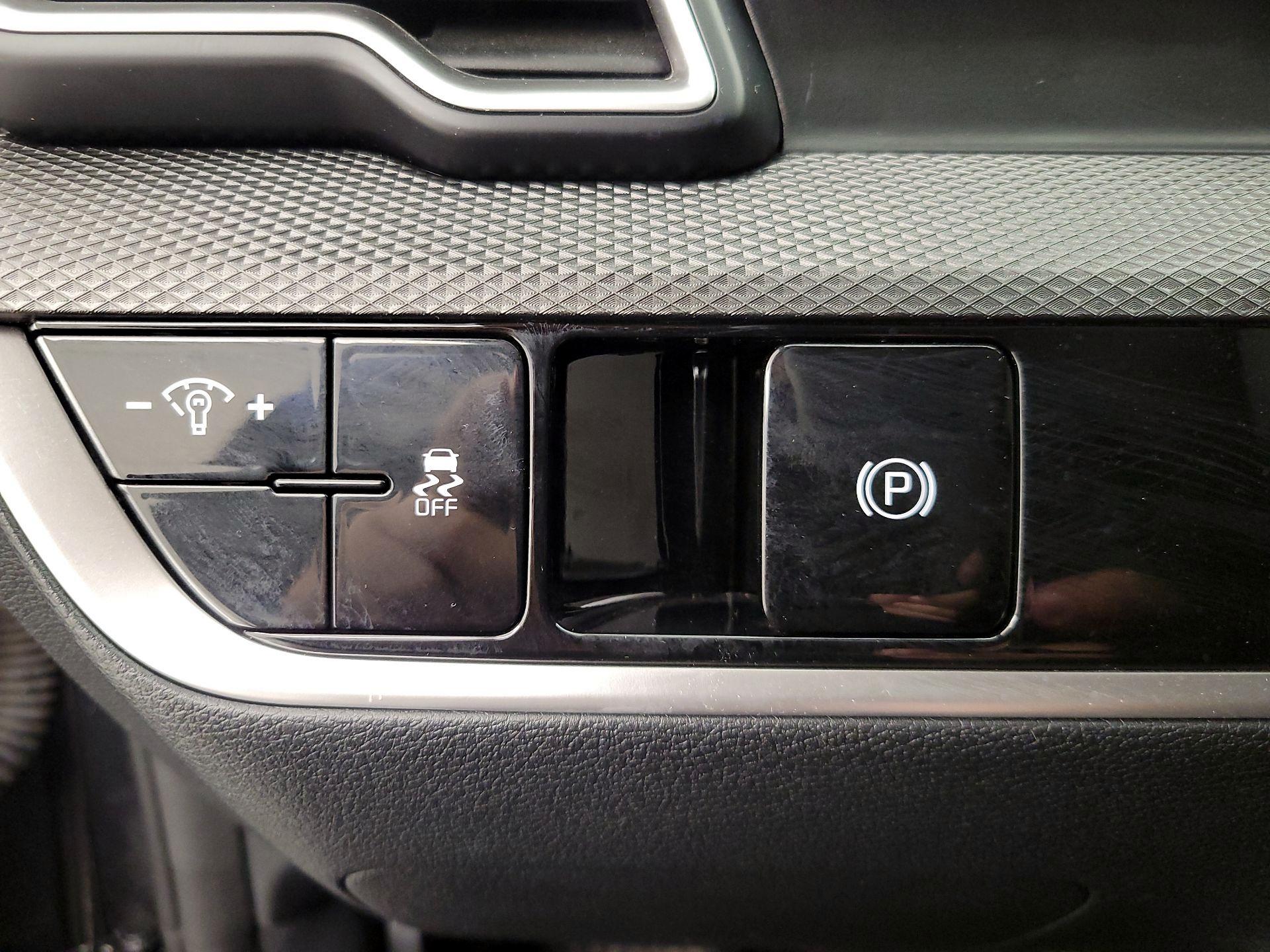 Thumbnail: 2024 Kia Sportage - 13