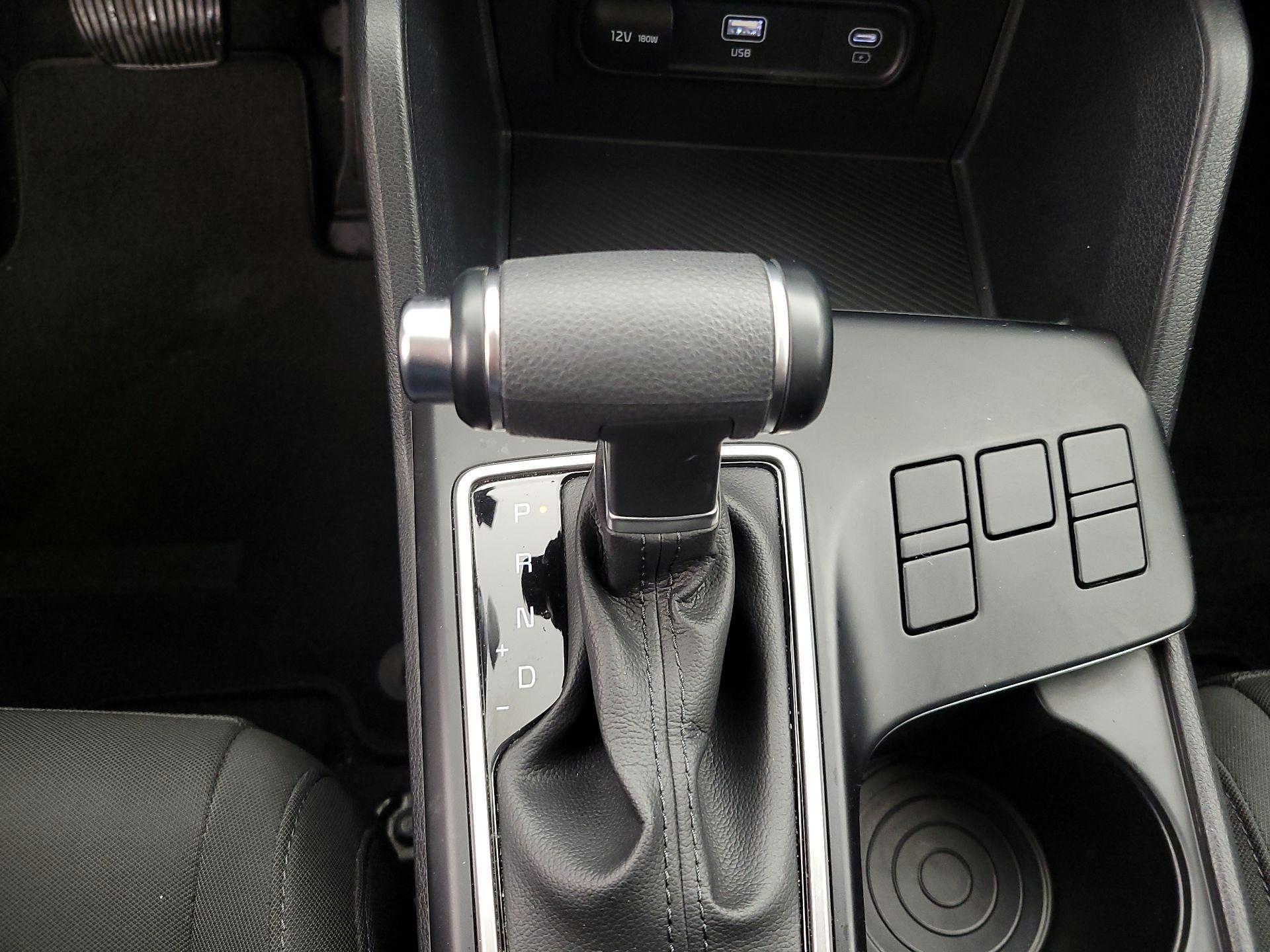 Thumbnail: 2024 Kia Sportage - 17