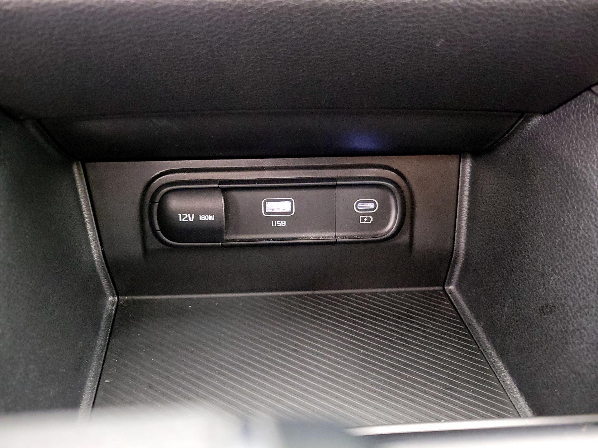 Thumbnail: 2024 Kia Sportage - 18