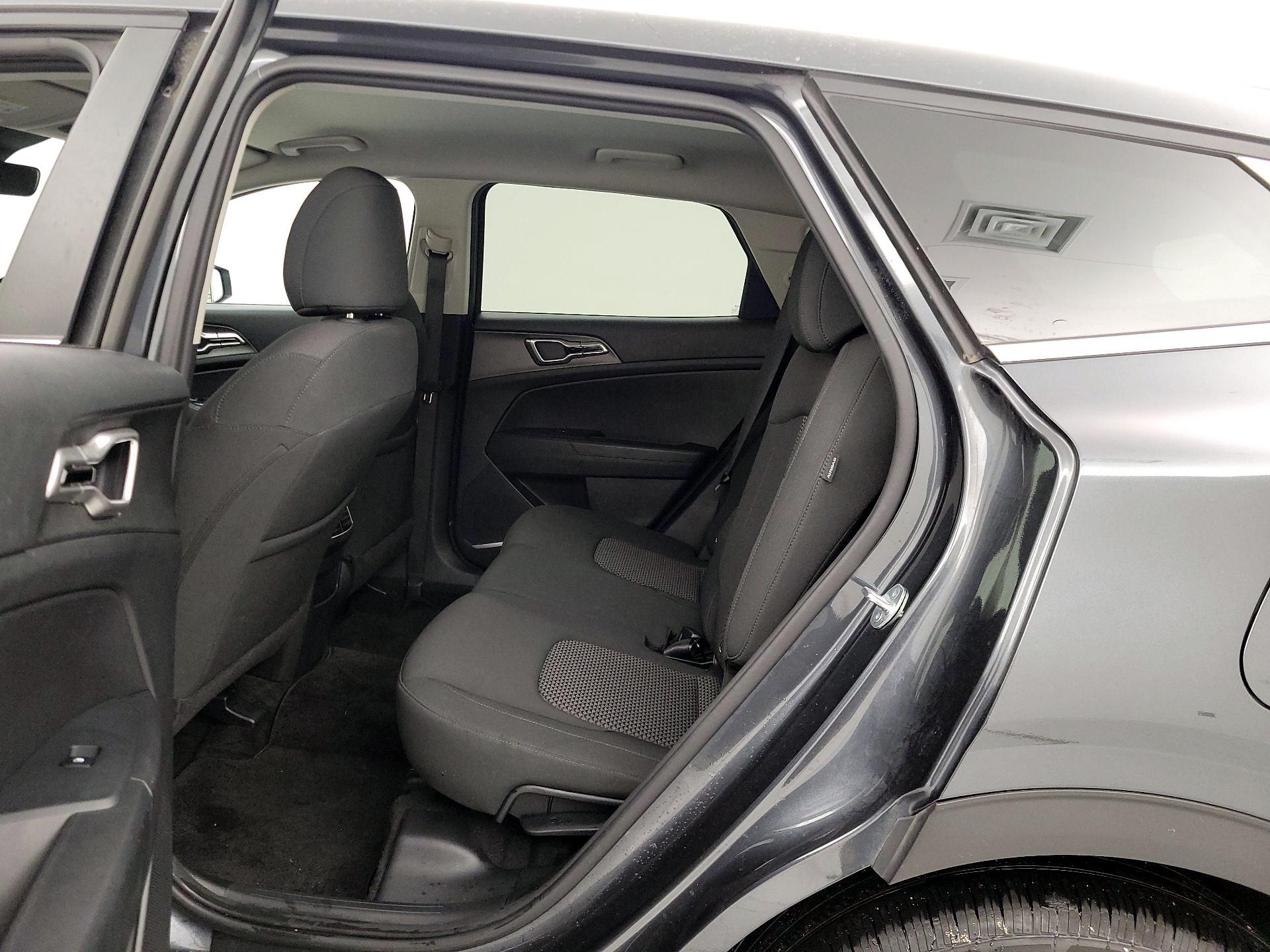 Thumbnail: 2024 Kia Sportage - 19