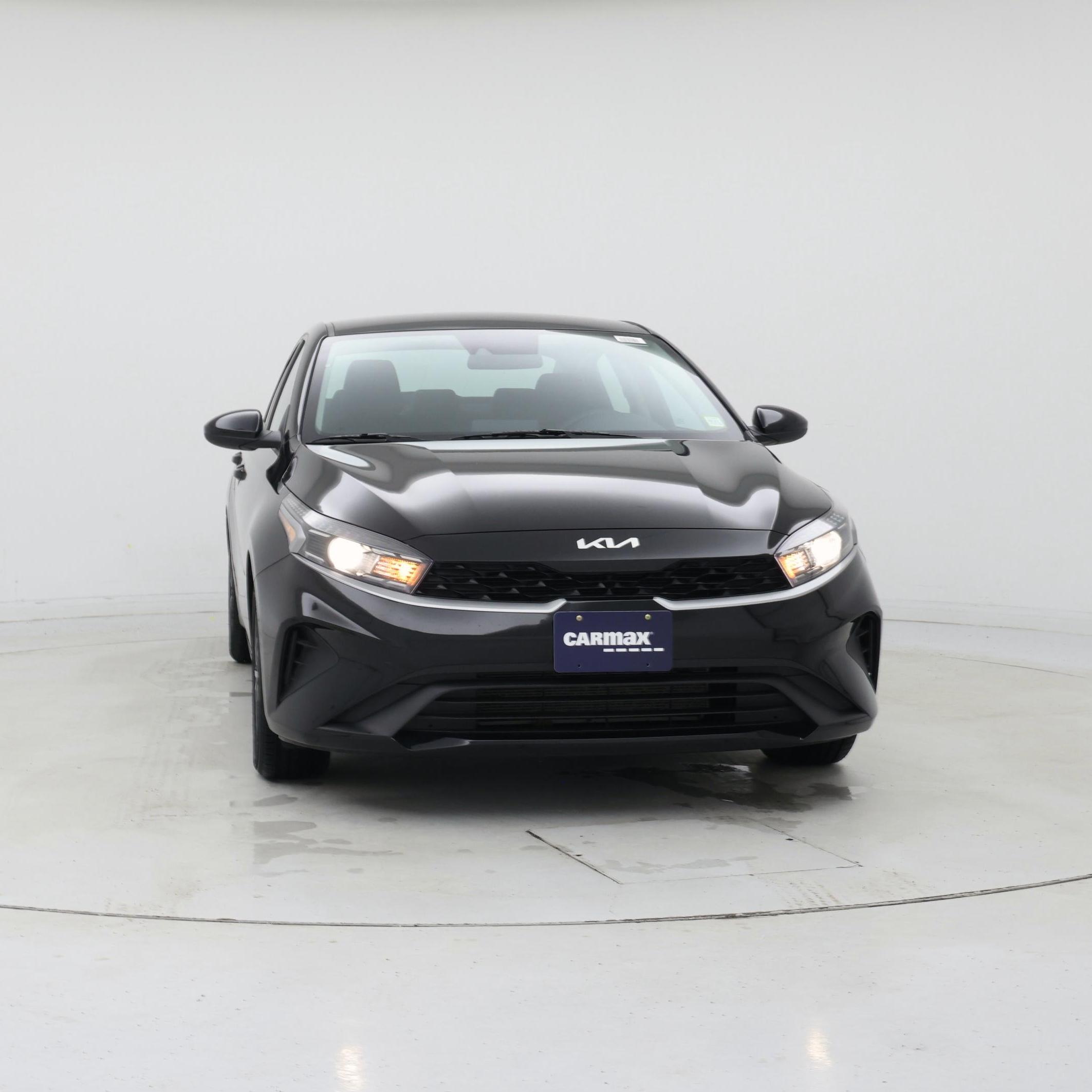 Thumbnail: 2023 Kia Forte - 5