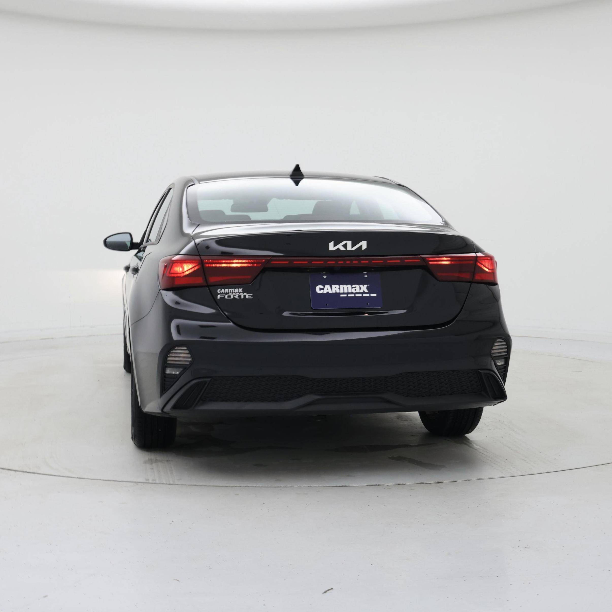 Thumbnail: 2023 Kia Forte - 6