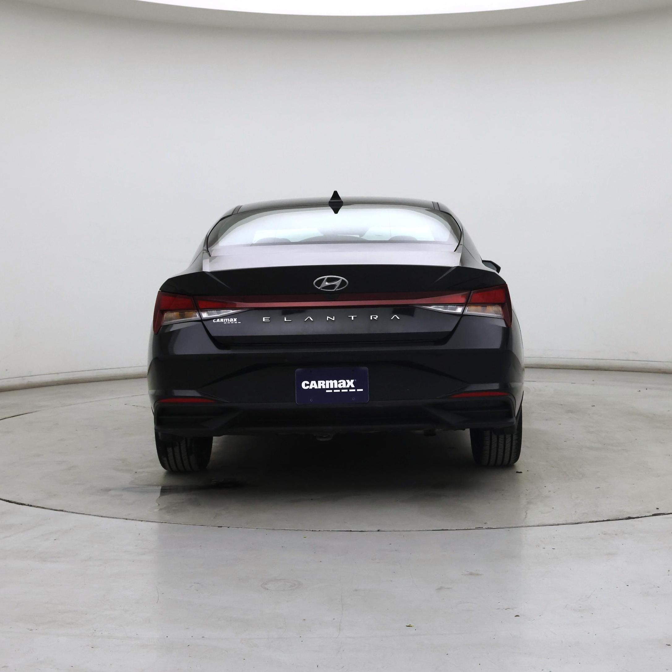 Thumbnail: 2023 Hyundai Elantra - 6