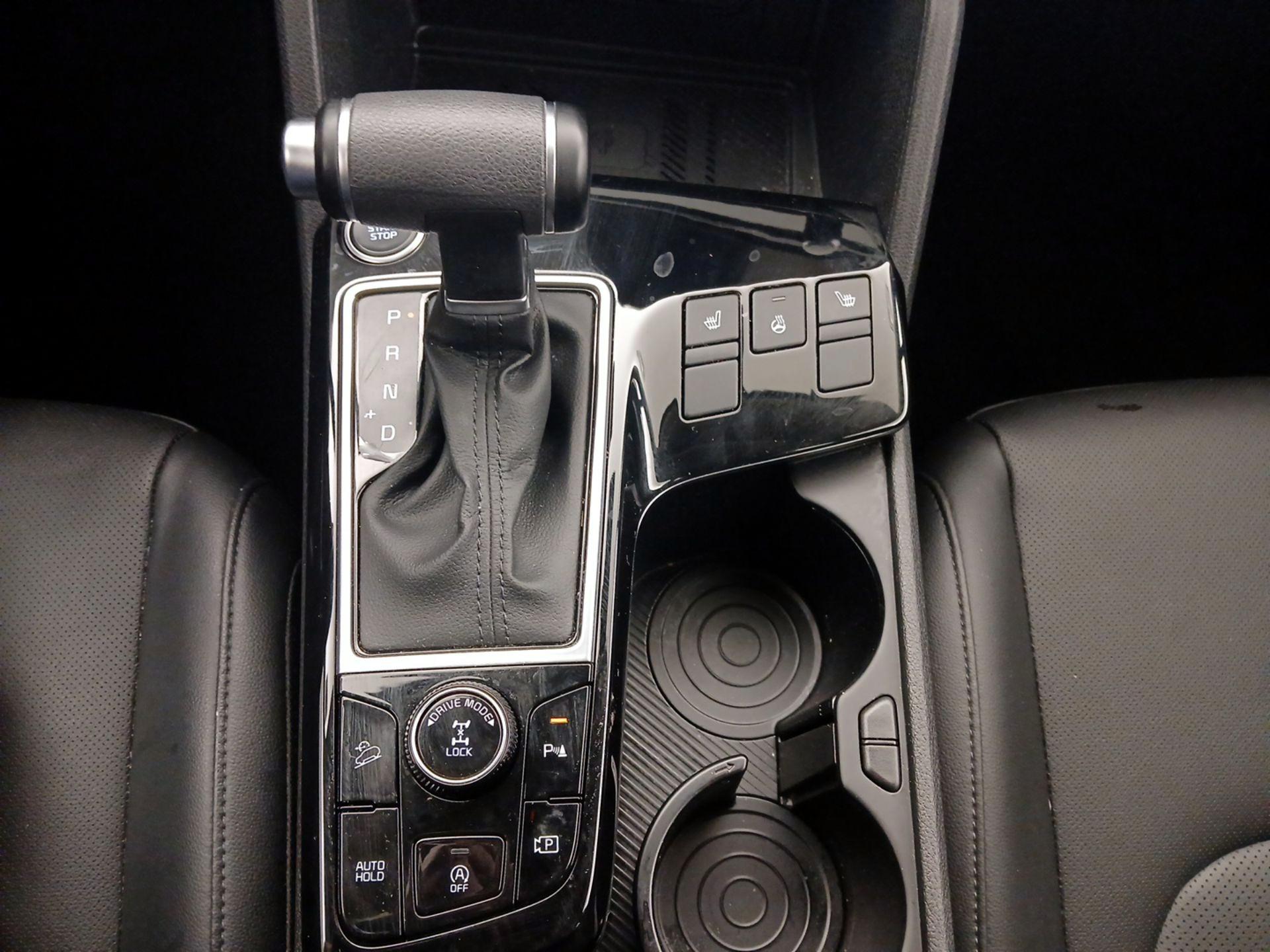 Thumbnail: 2023 Kia Sportage - 18