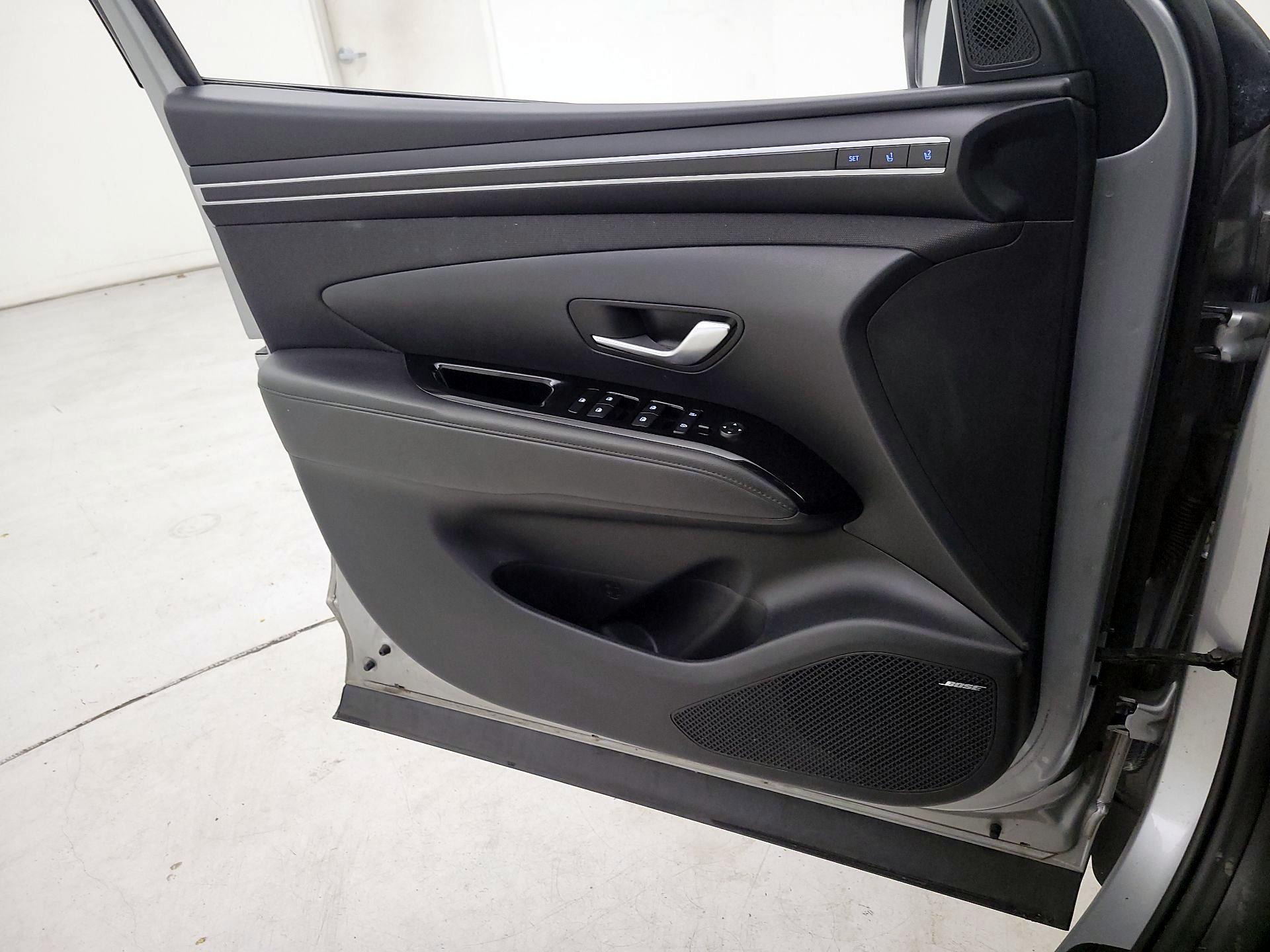 Thumbnail: 2022 Hyundai Tucson - 12