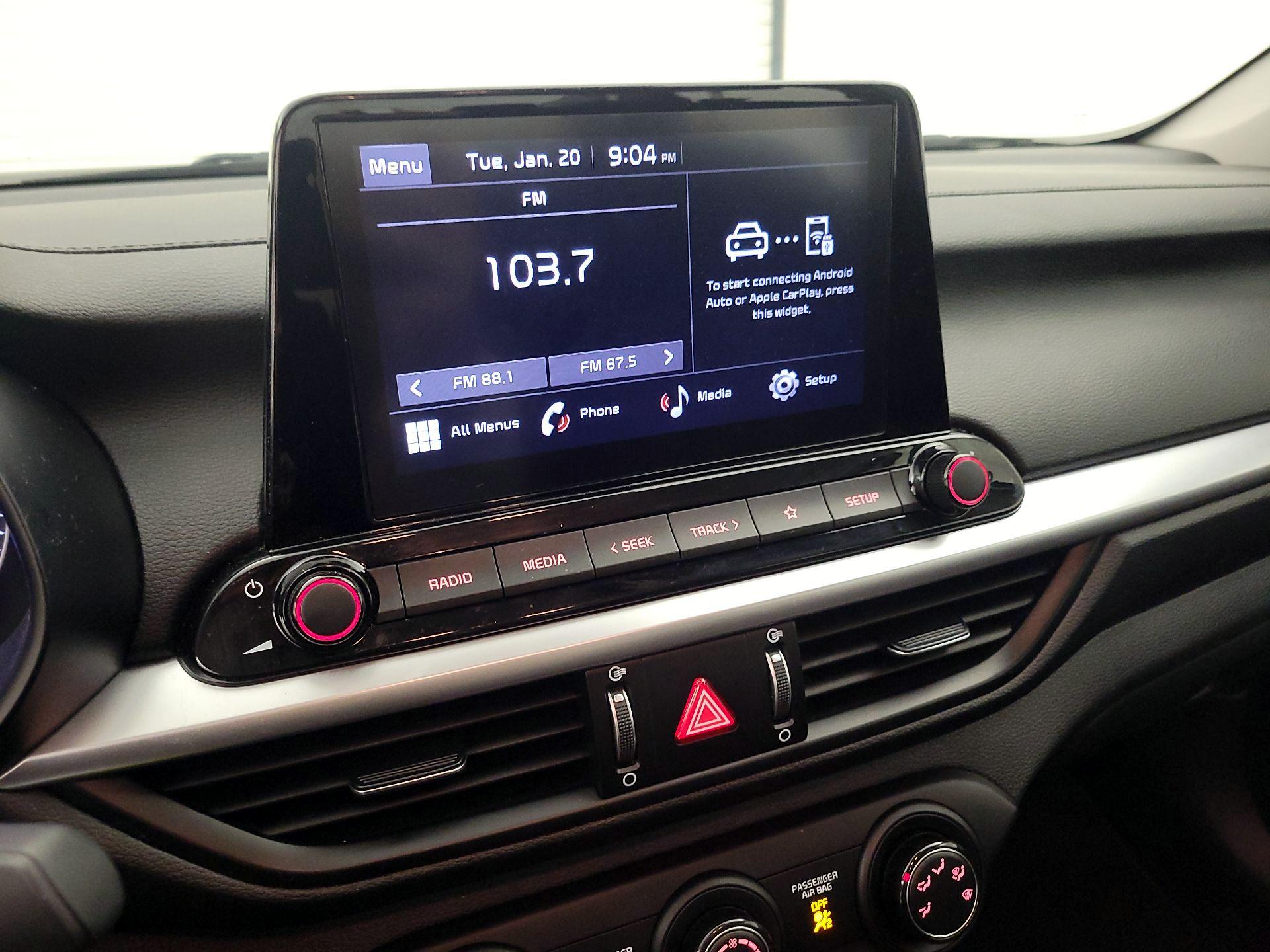 Thumbnail: 2023 Kia Forte - 15