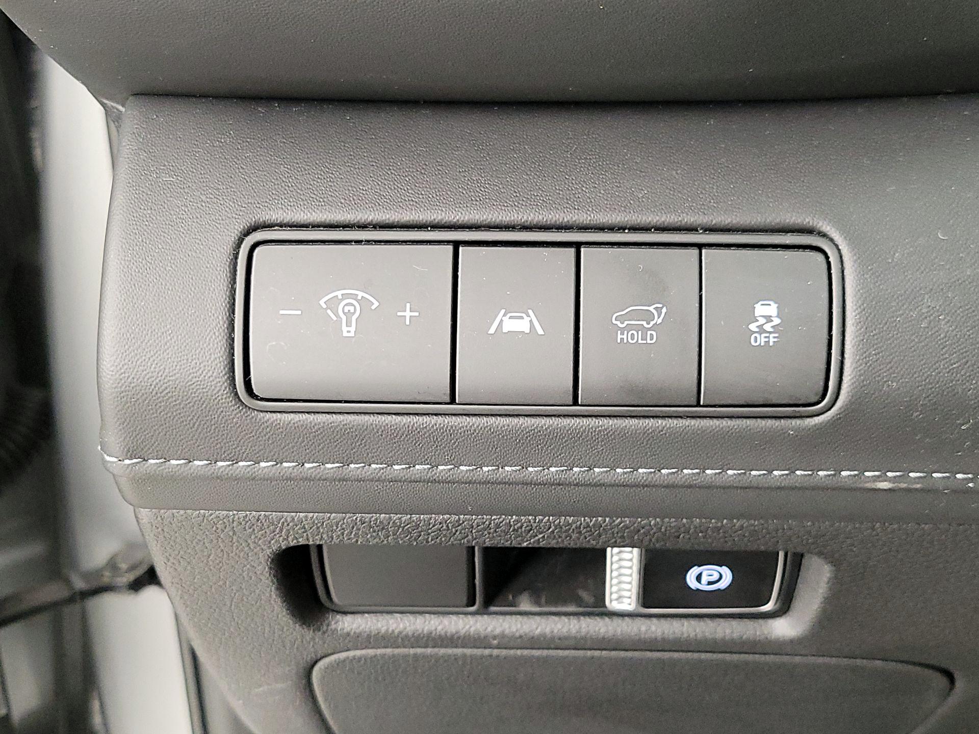 Thumbnail: 2023 Hyundai Santa Fe - 13