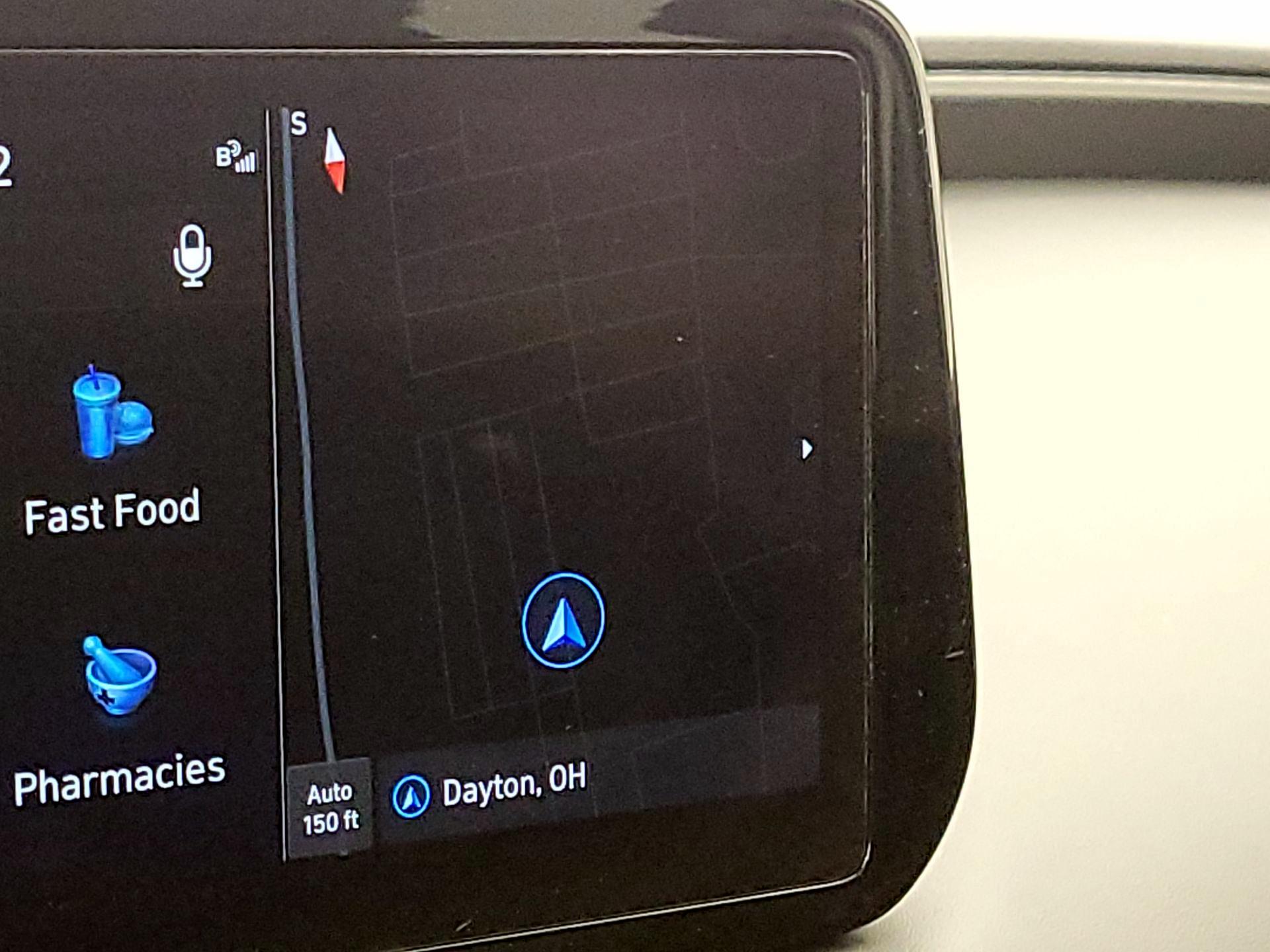 Thumbnail: 2023 Hyundai Santa Fe - 14