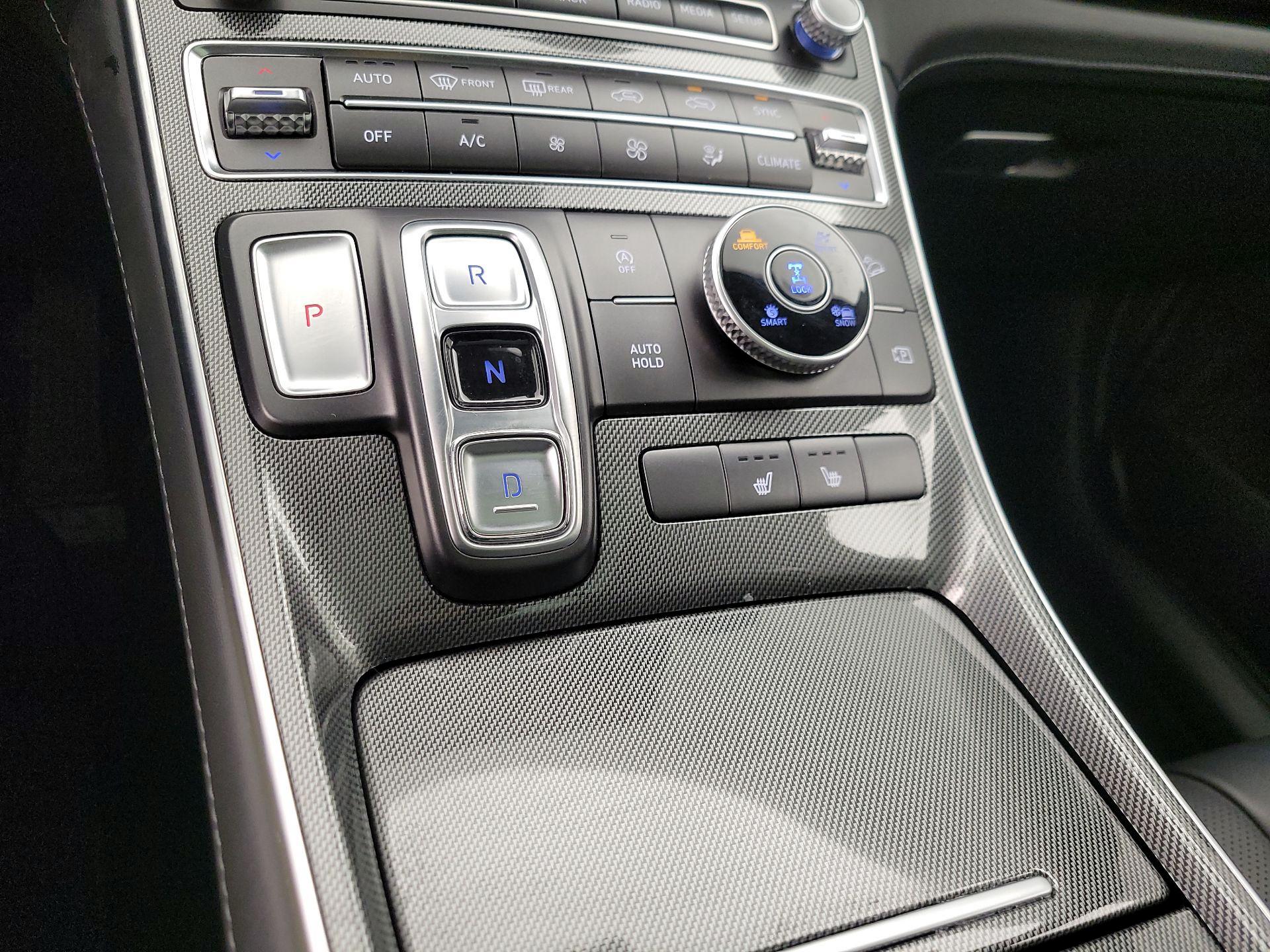 Thumbnail: 2023 Hyundai Santa Fe - 18