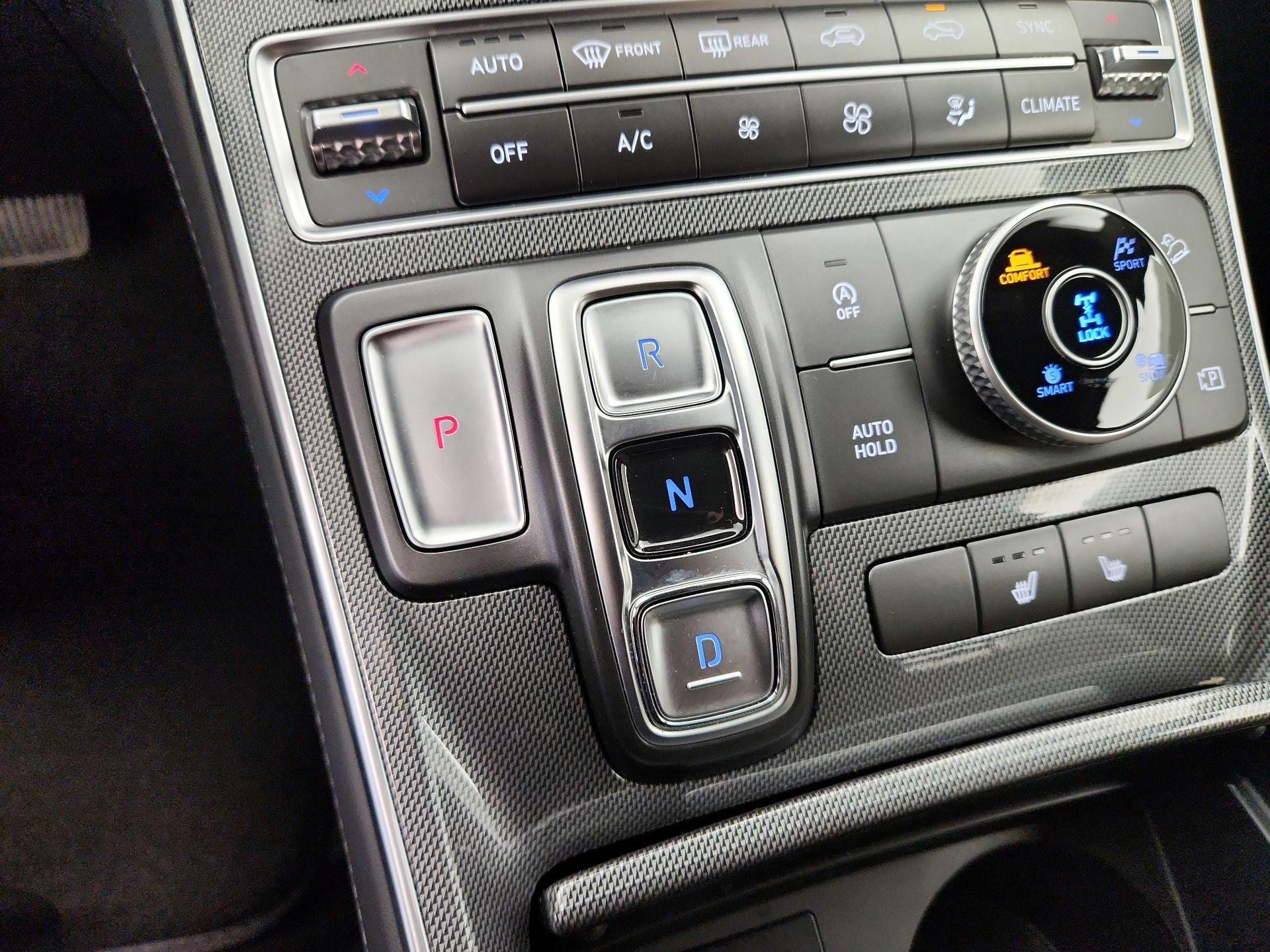 Thumbnail: 2023 Hyundai Santa Fe - 18