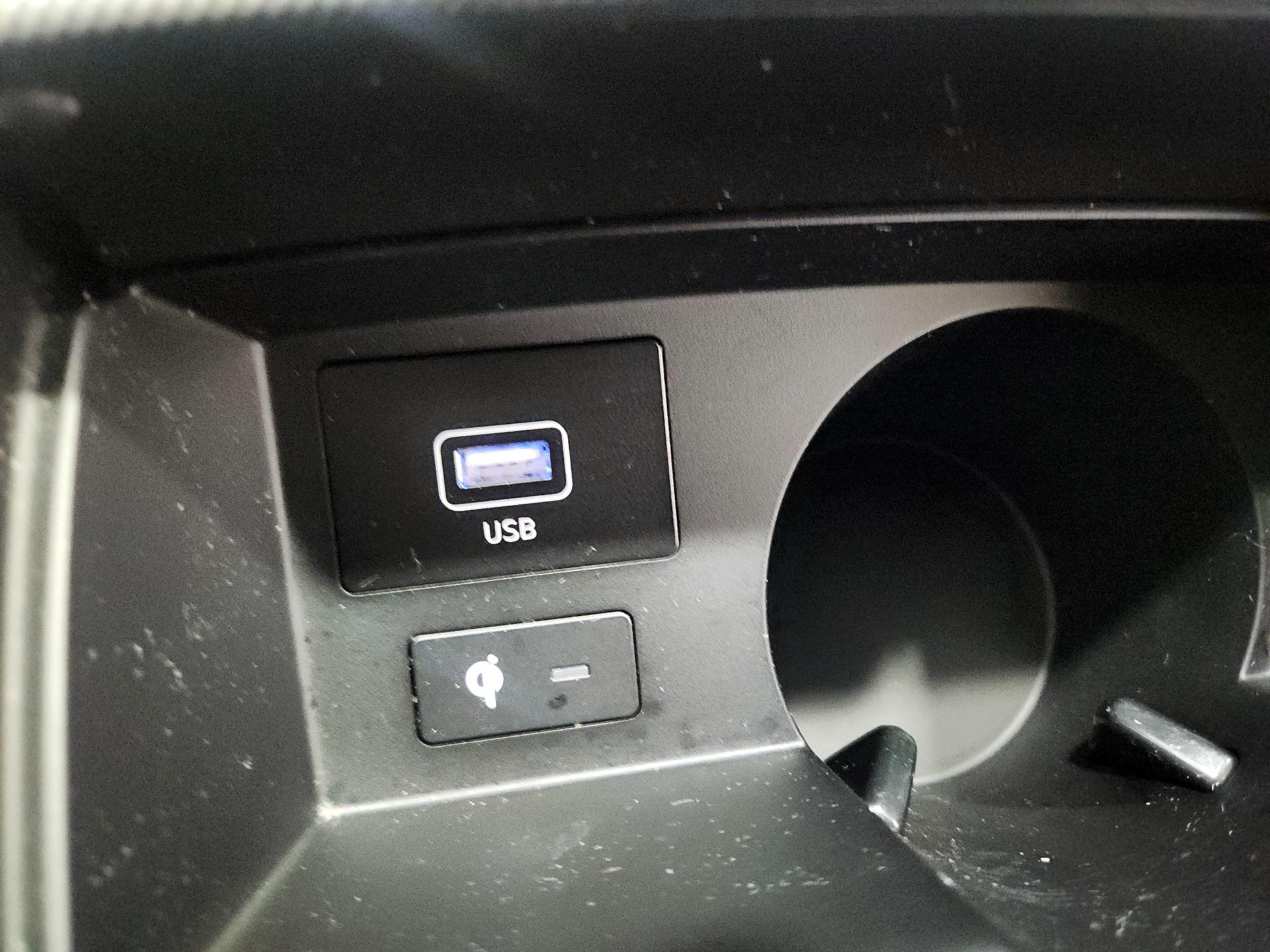 Thumbnail: 2023 Hyundai Santa Fe - 18