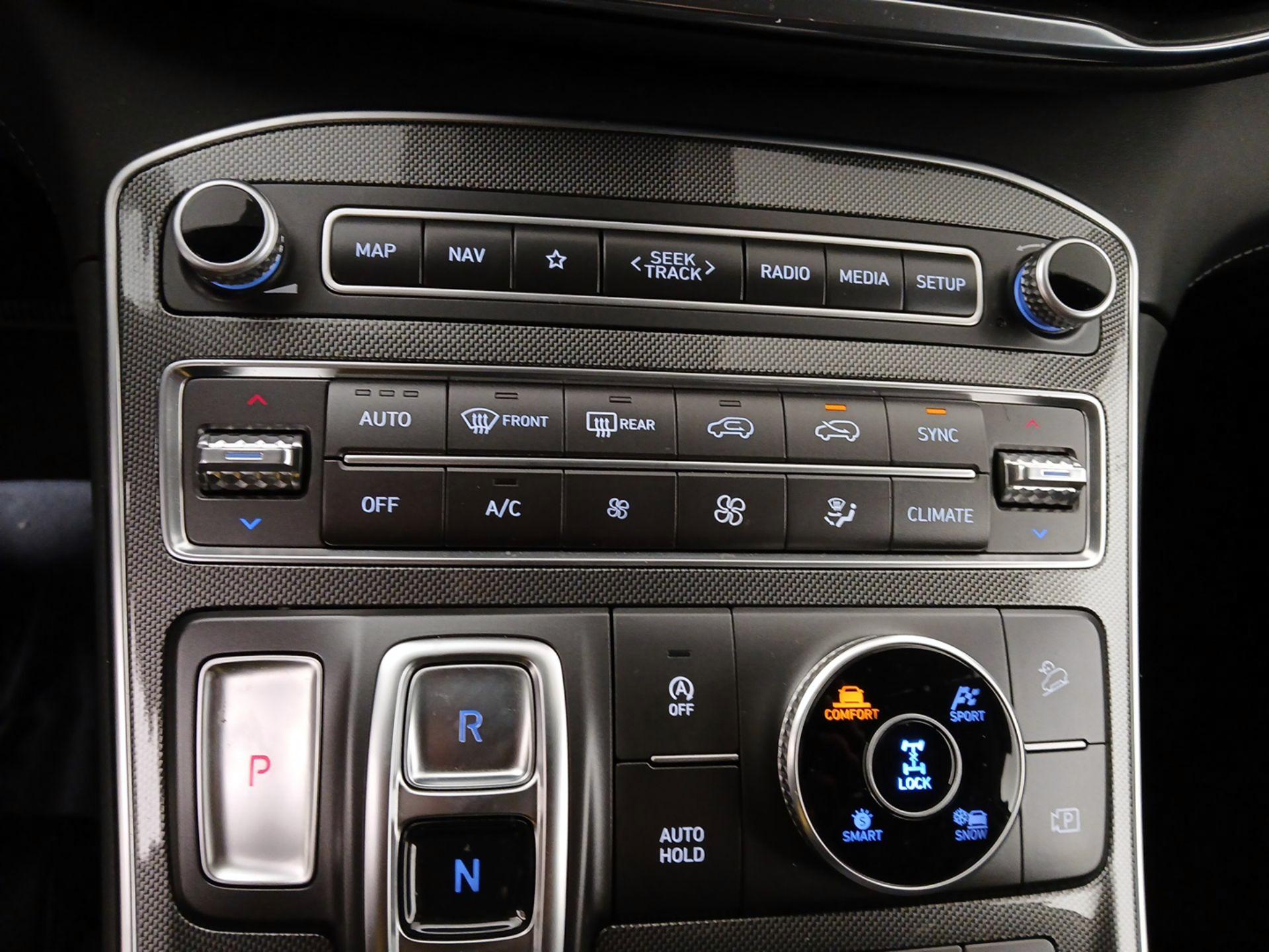 Thumbnail: 2023 Hyundai Santa Fe - 17