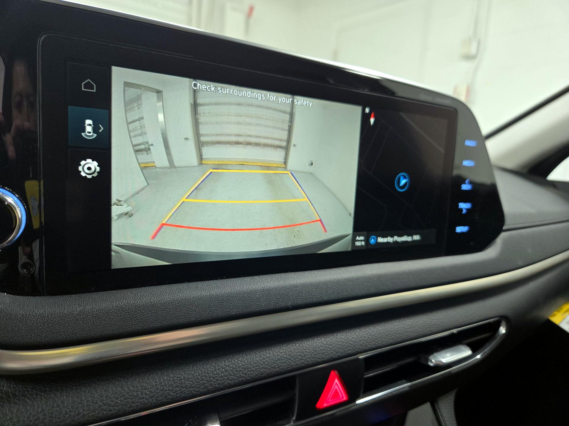 Thumbnail: 2023 Hyundai Sonata - 16