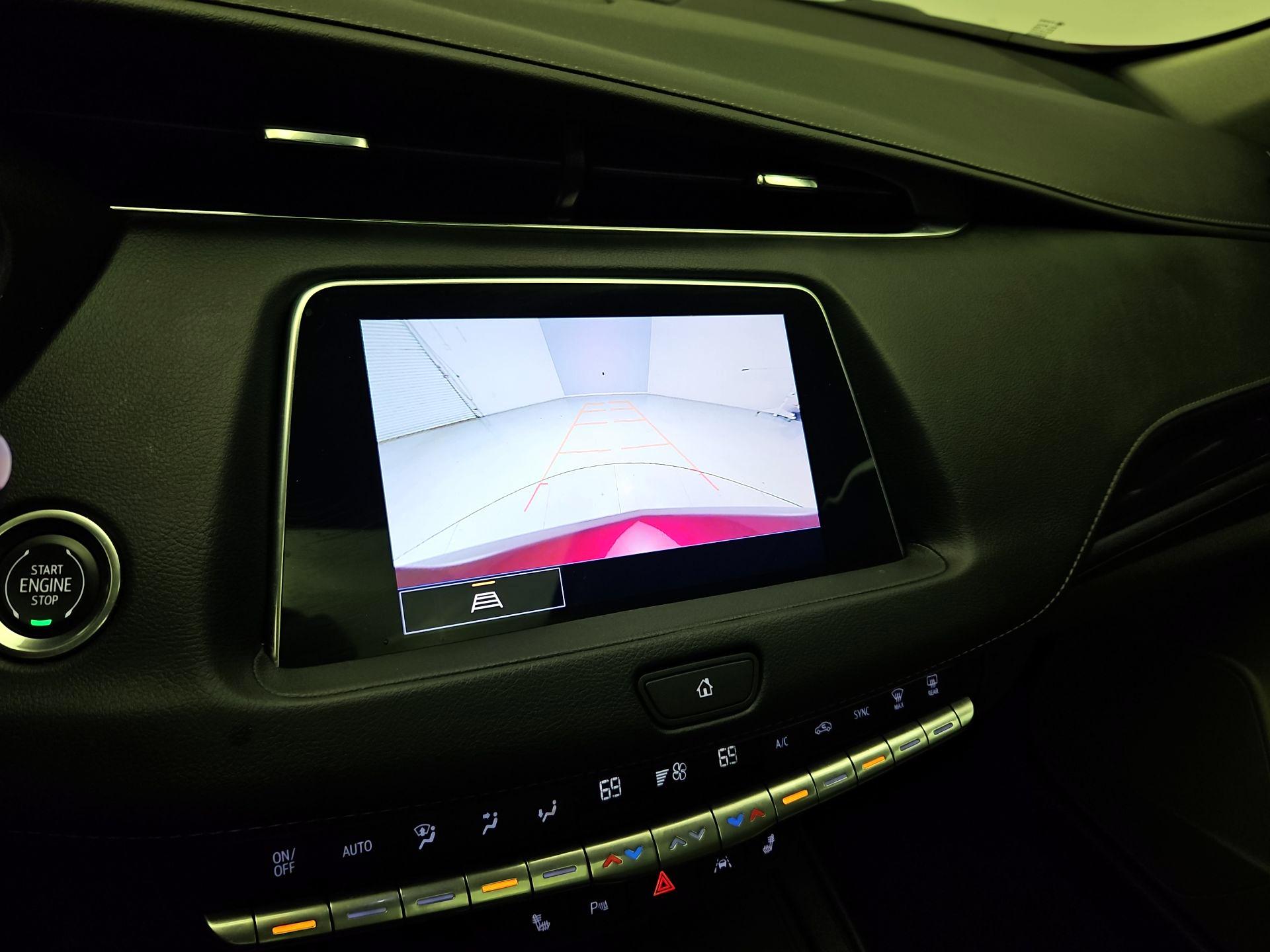 Thumbnail: 2023 Cadillac XT4 - 14