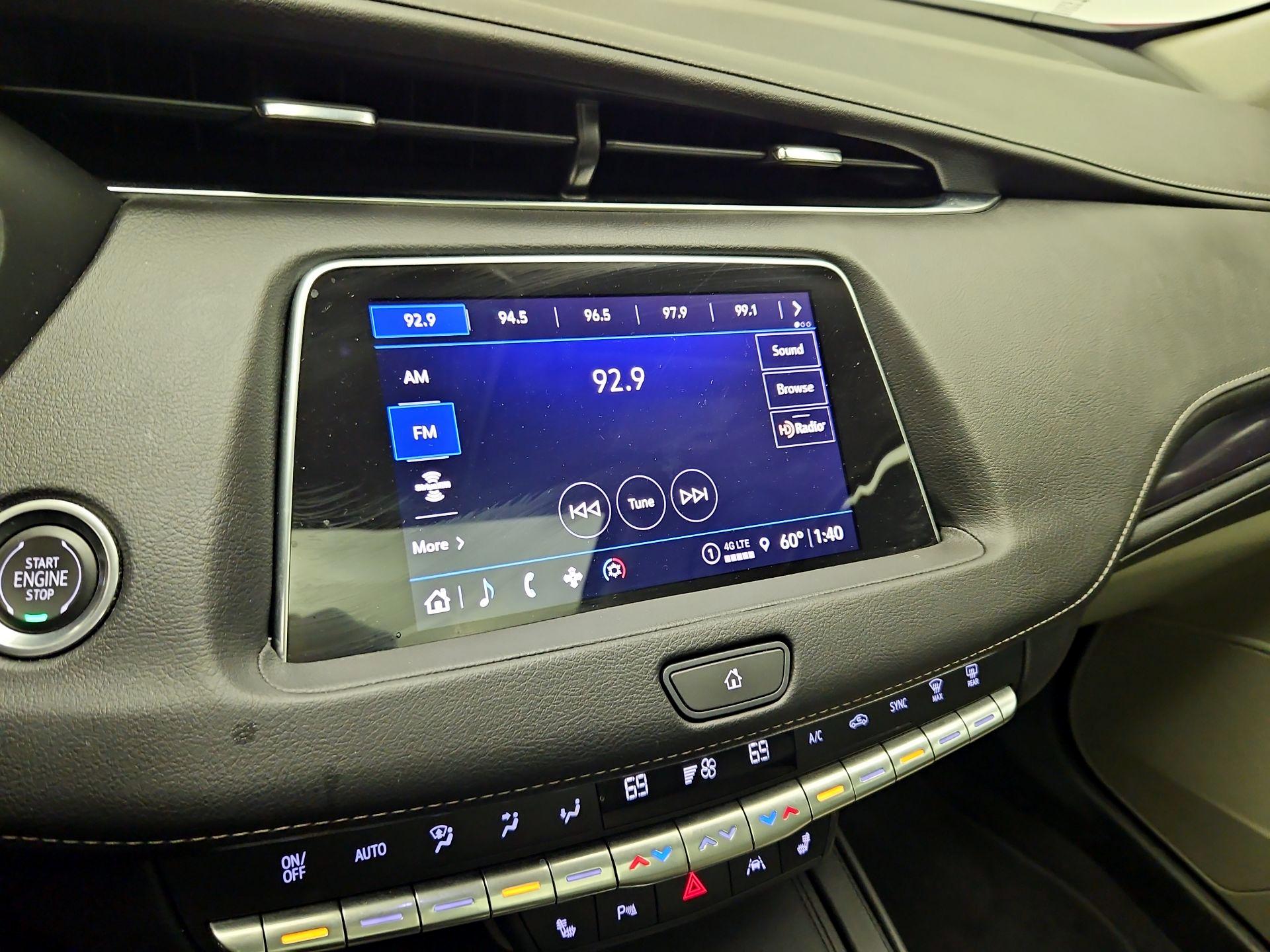 Thumbnail: 2023 Cadillac XT4 - 15