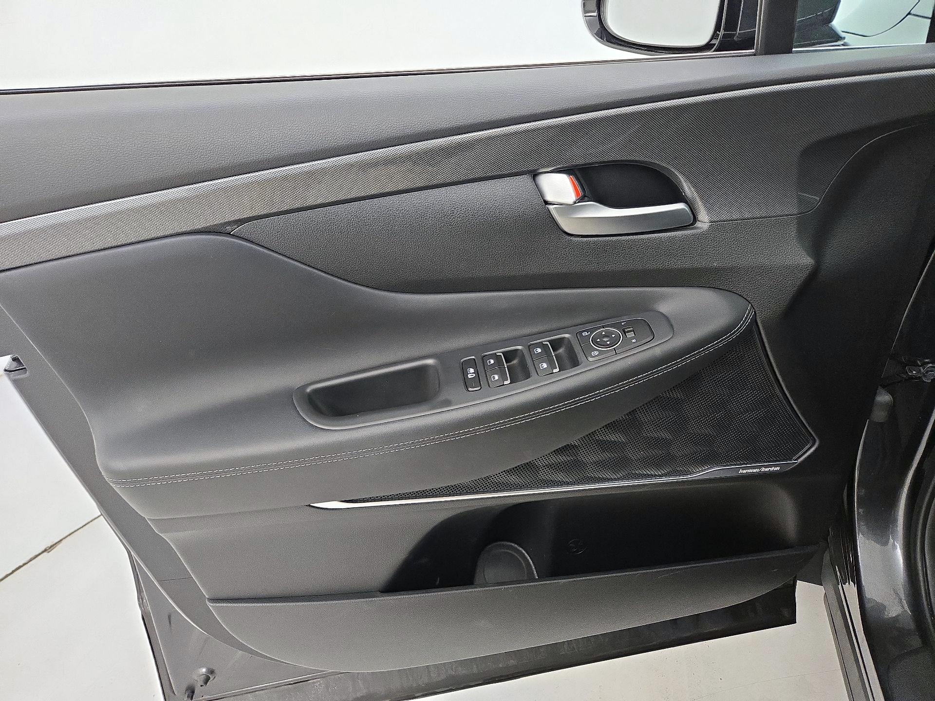 Thumbnail: 2023 Hyundai Santa Fe - 12