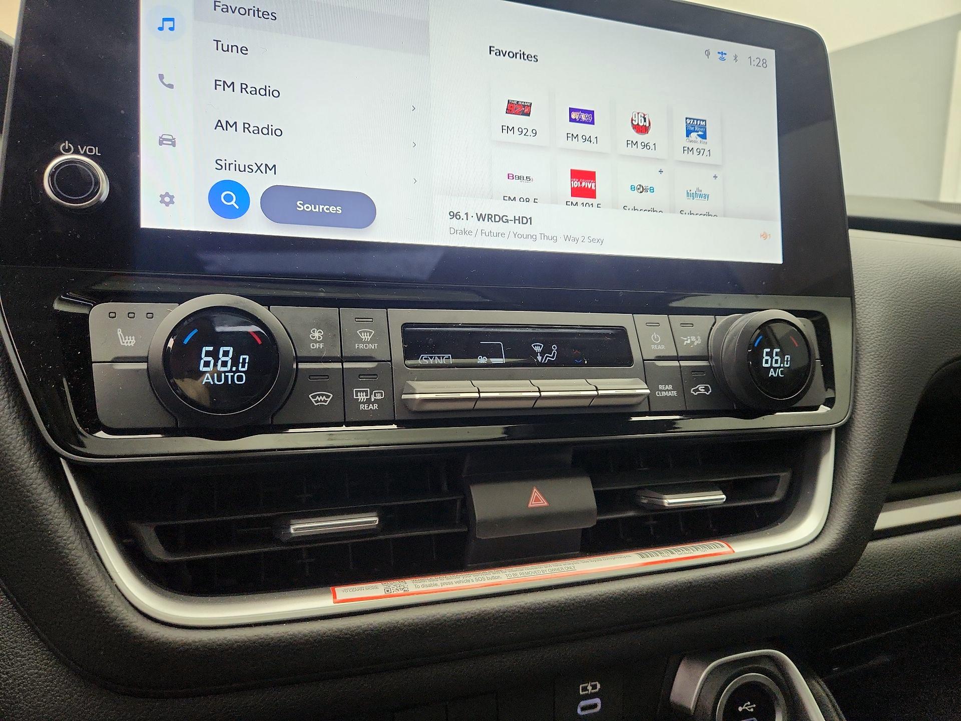 Thumbnail: 2025 Toyota Grand Highlander - 17