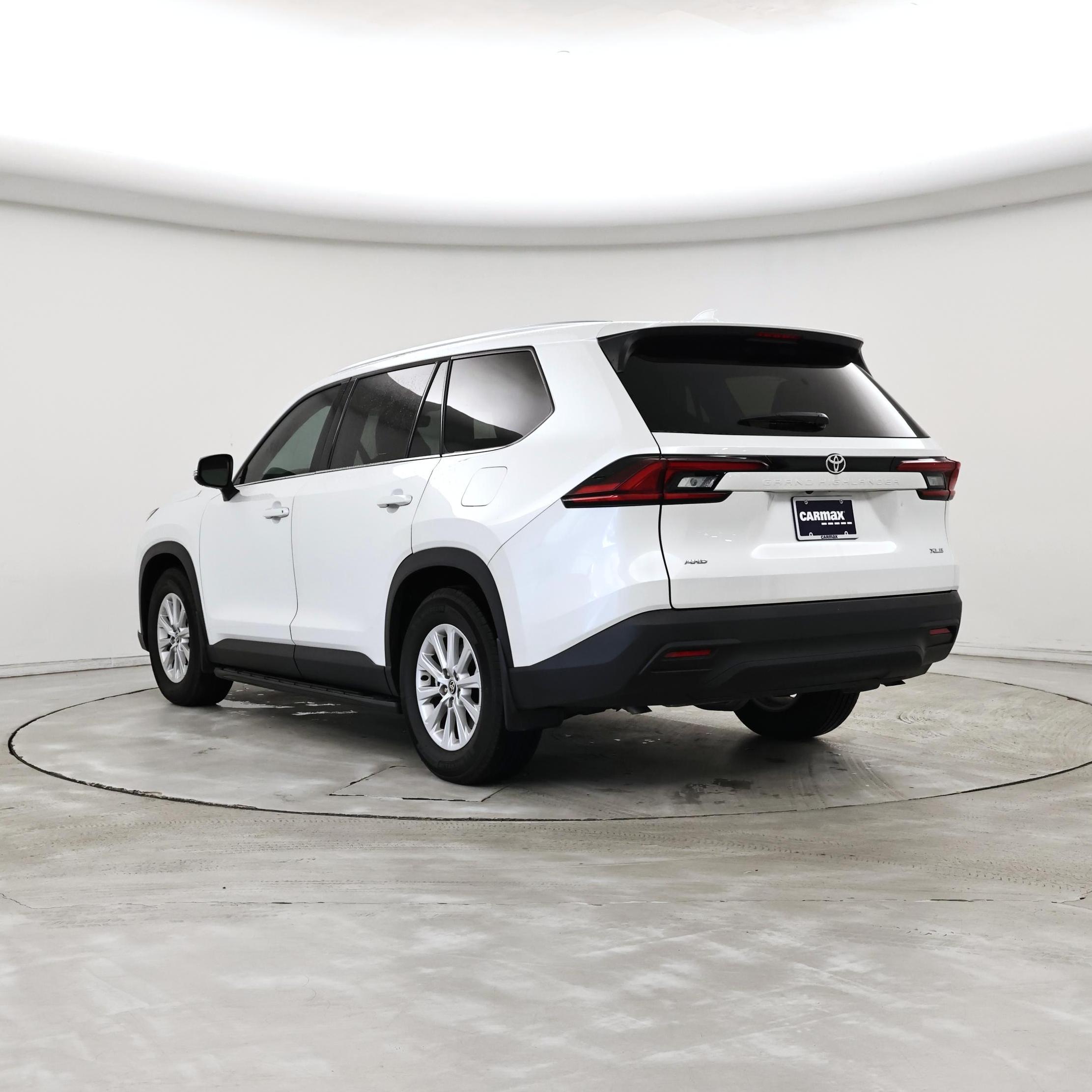 Thumbnail: 2025 Toyota Grand Highlander - 2