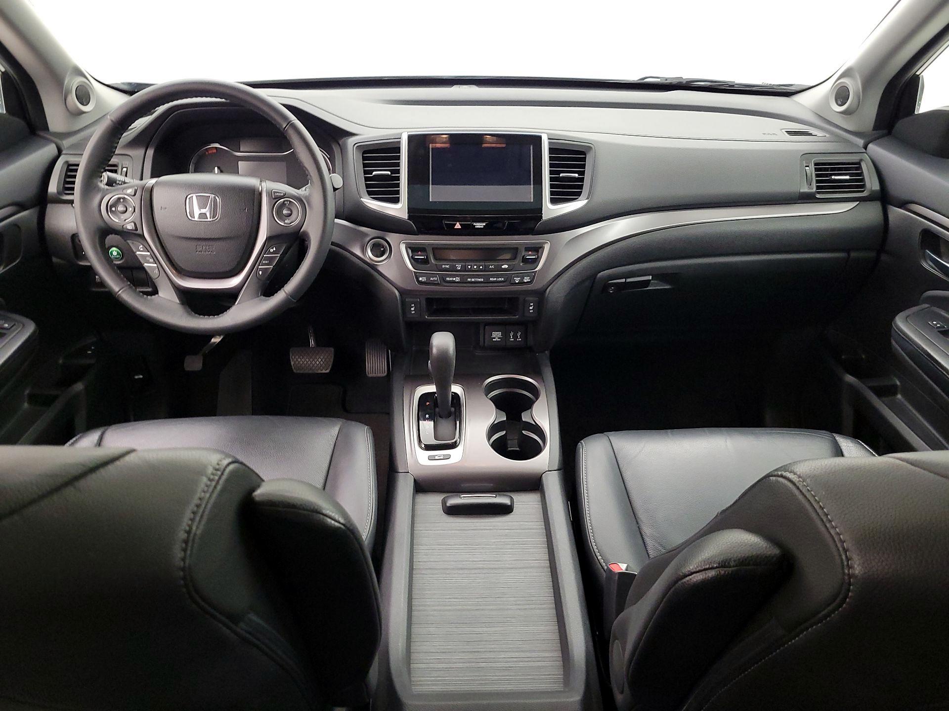 Thumbnail: 2016 Honda Pilot - 9