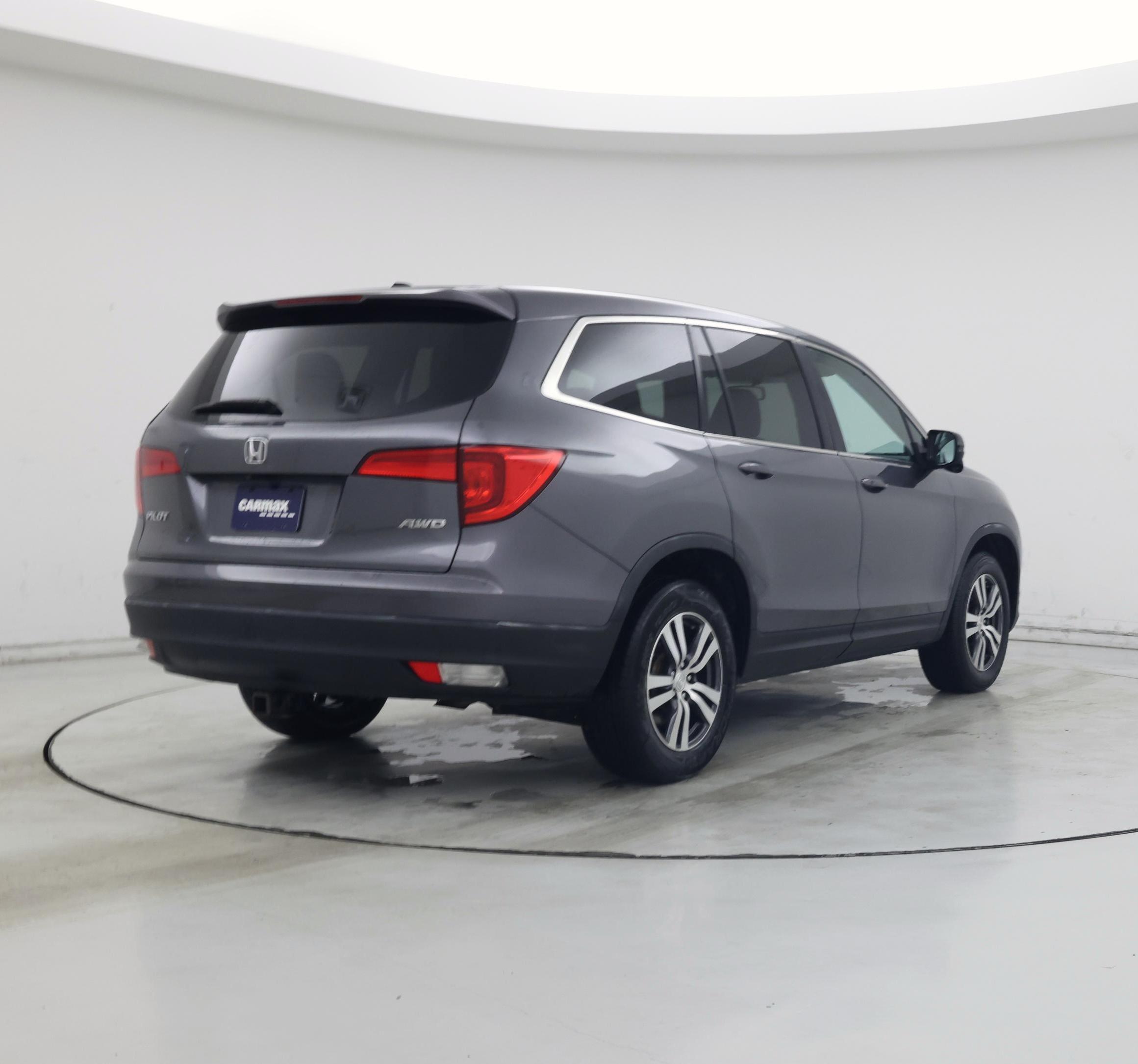 Thumbnail: 2016 Honda Pilot - 8