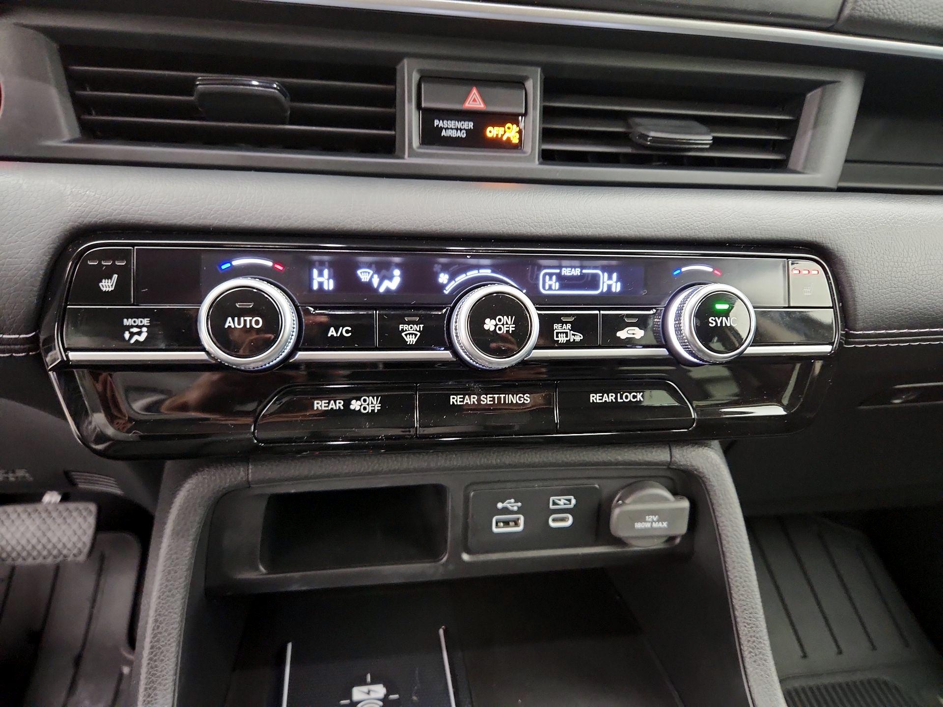 Thumbnail: 2024 Honda Pilot - 16