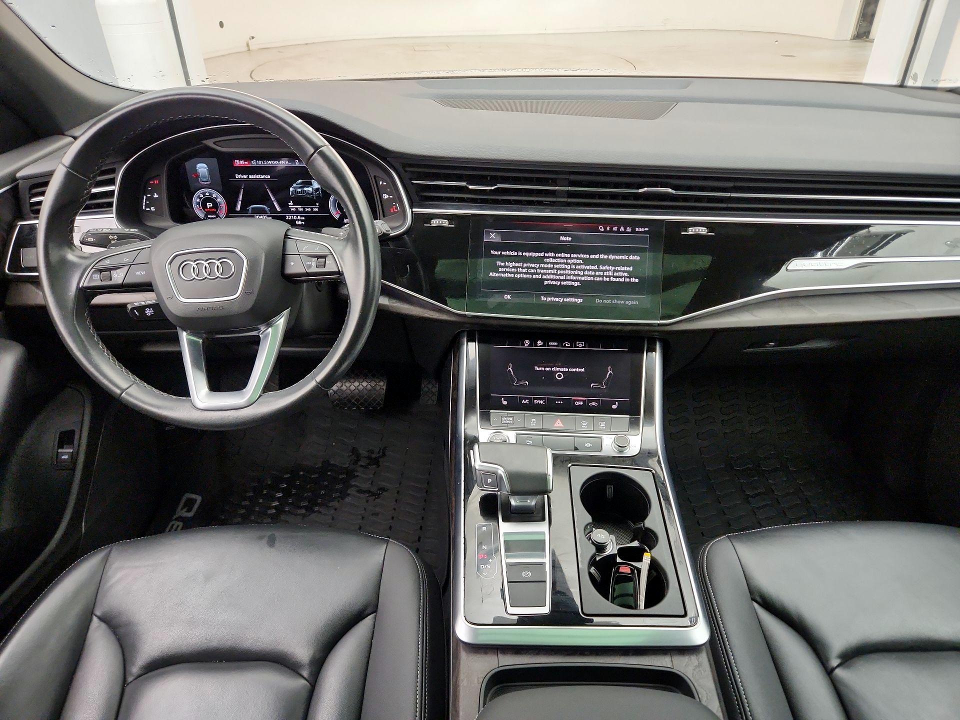 Thumbnail: 2022 Audi Q8 - 9