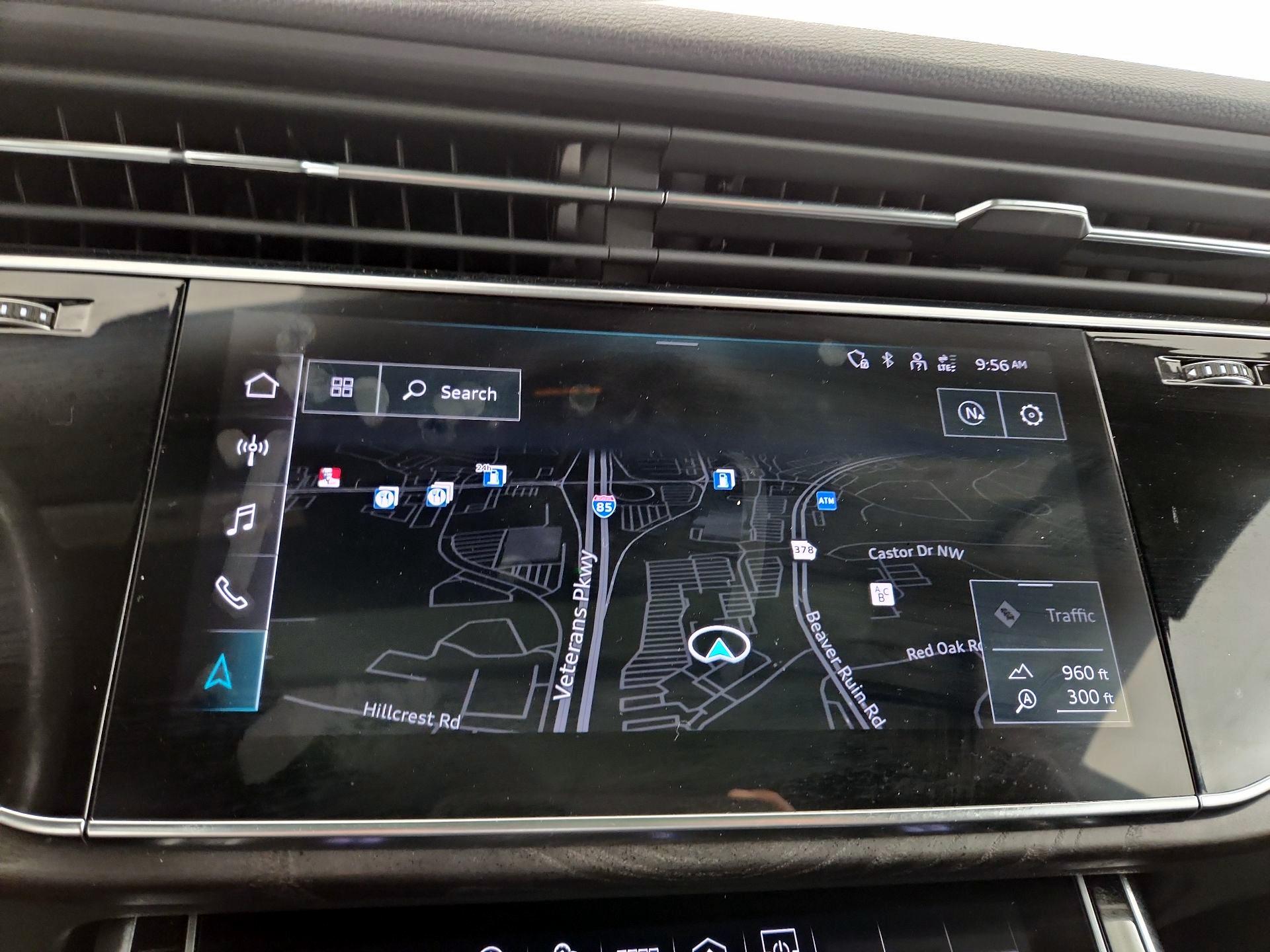 Thumbnail: 2022 Audi Q8 - 14