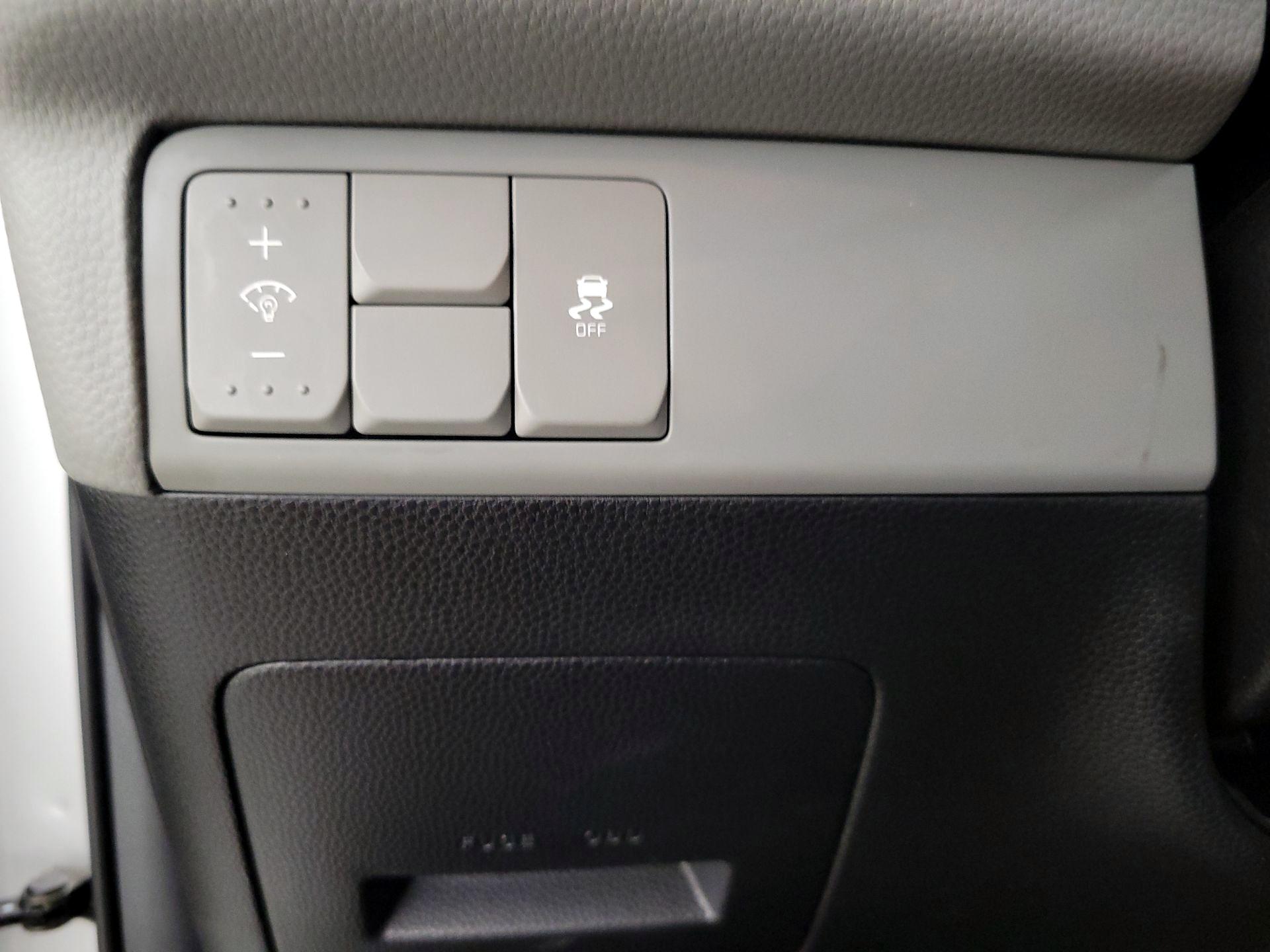 Thumbnail: 2018 Kia Soul - 13