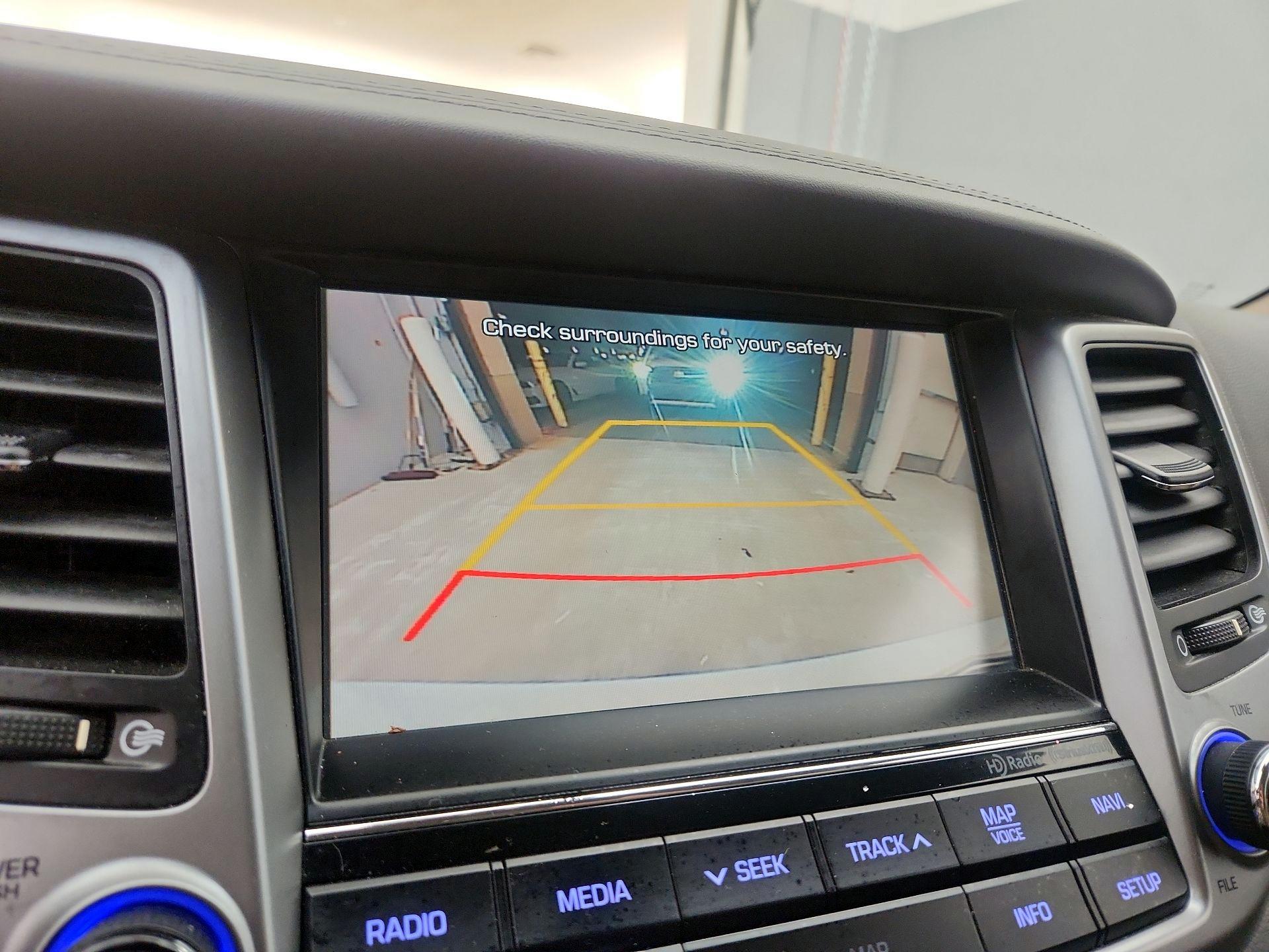 Thumbnail: 2016 Hyundai Tucson - 15