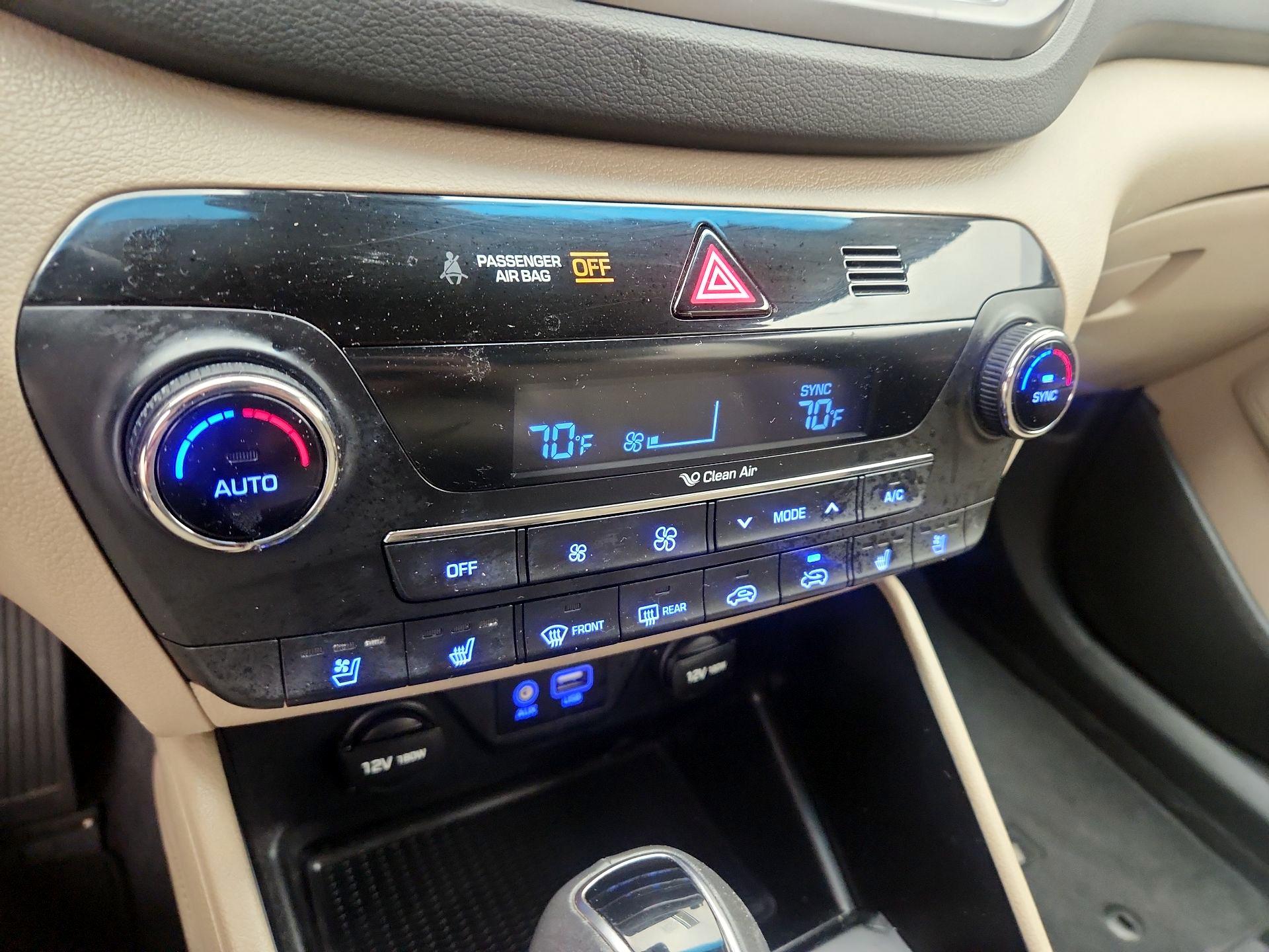 Thumbnail: 2016 Hyundai Tucson - 17