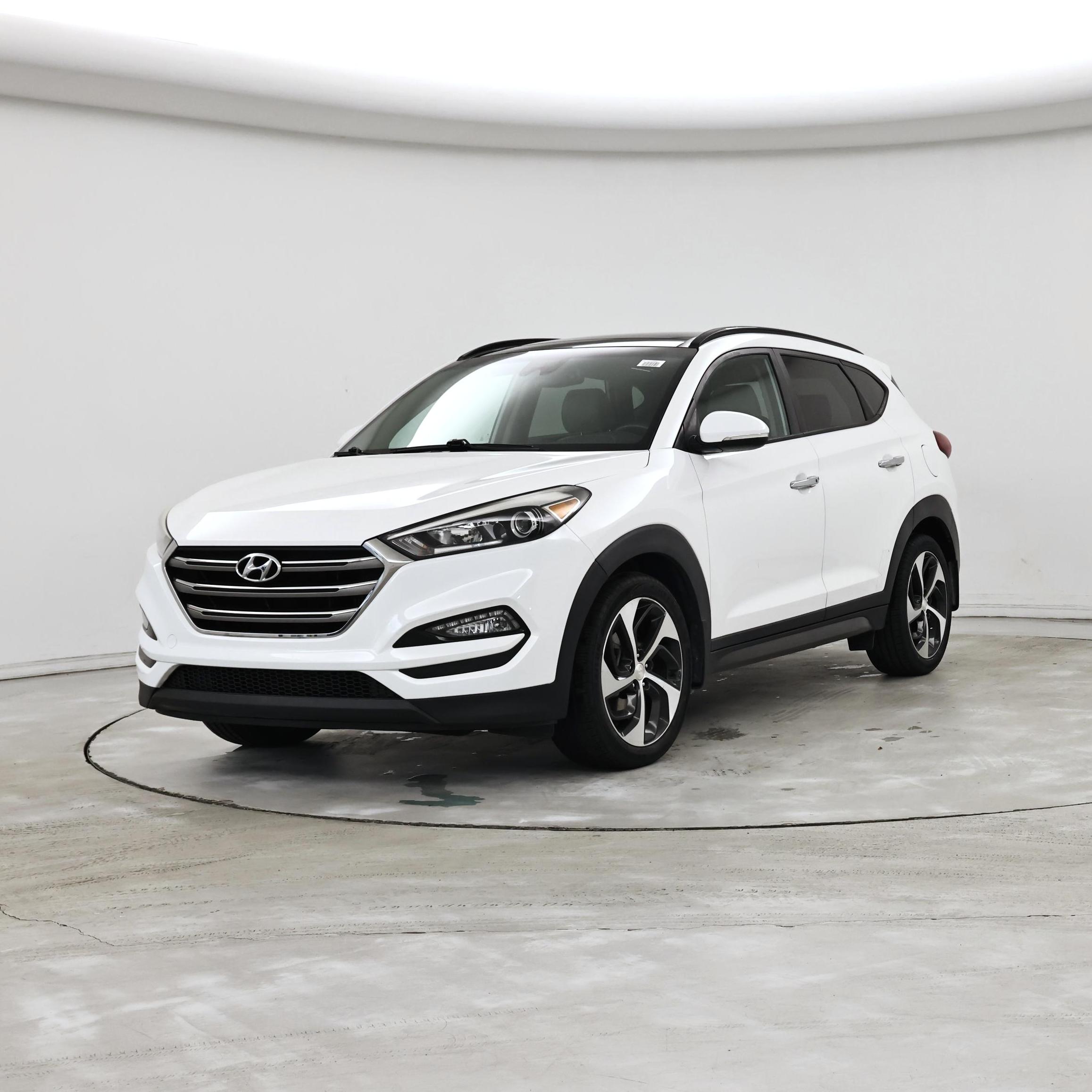 Thumbnail: 2016 Hyundai Tucson - 4