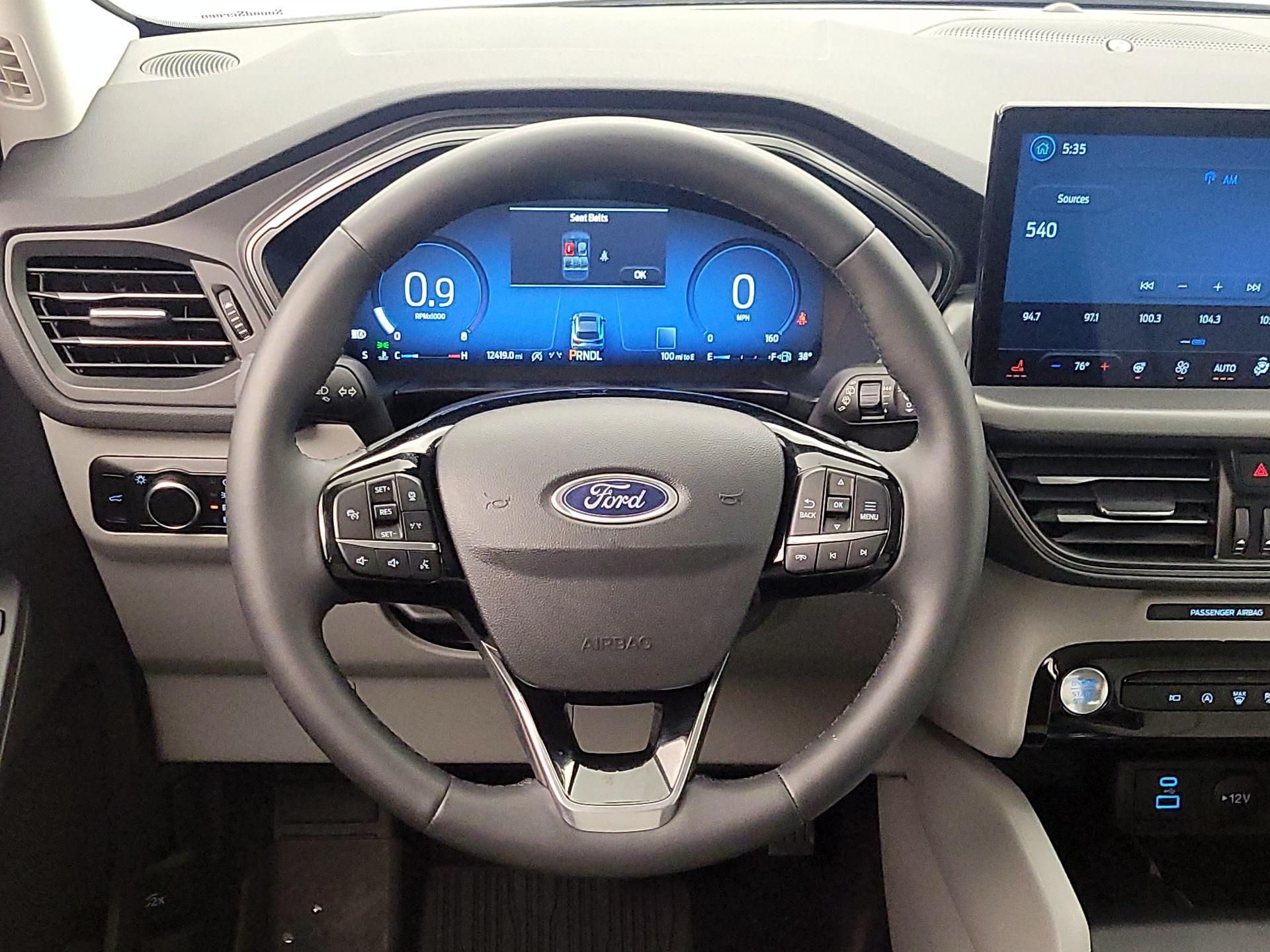 Thumbnail: 2023 Ford Escape - 10